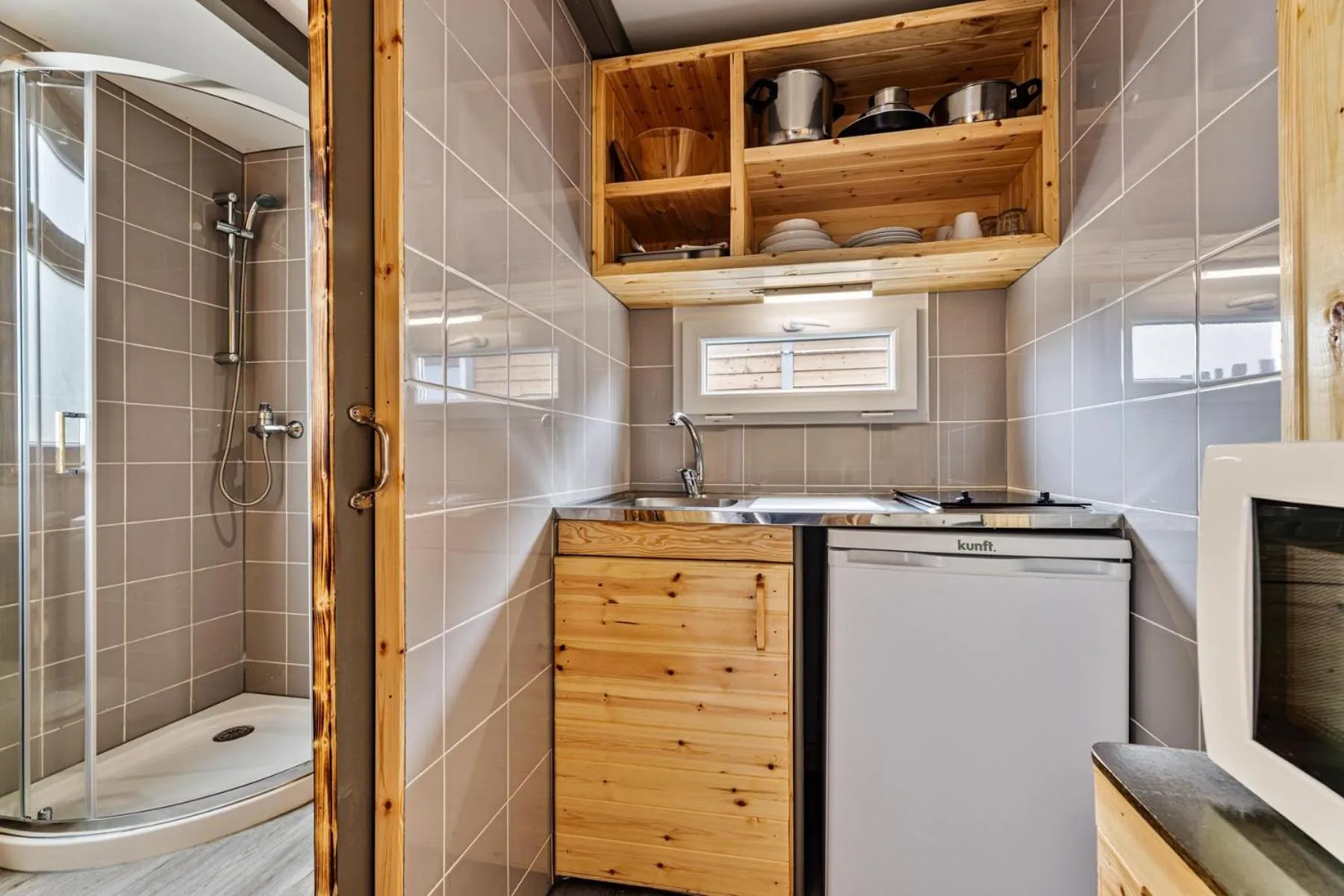Bathroom in PenichePraia - Bungalows, Campers & SPA
