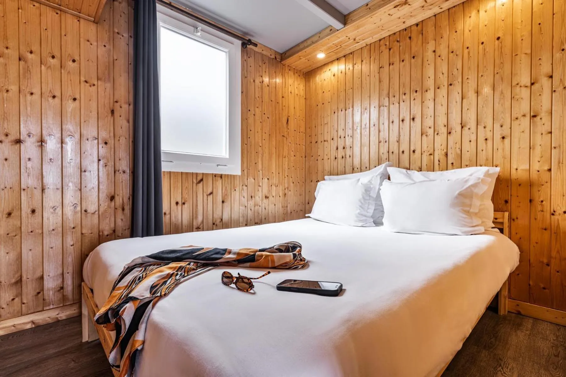 Bed in PenichePraia - Bungalows, Campers & SPA