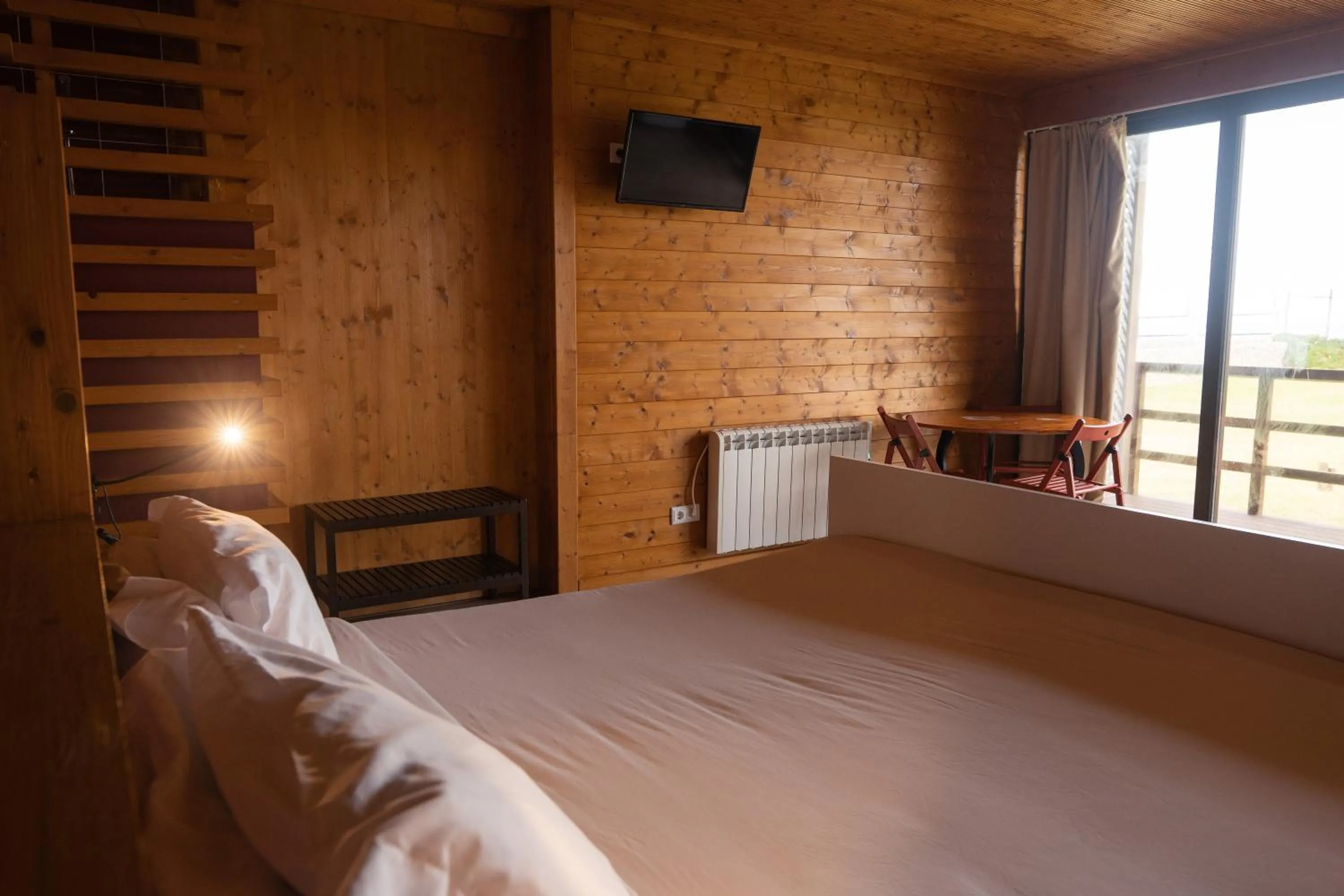 Bed in PenichePraia - Bungalows, Campers & SPA