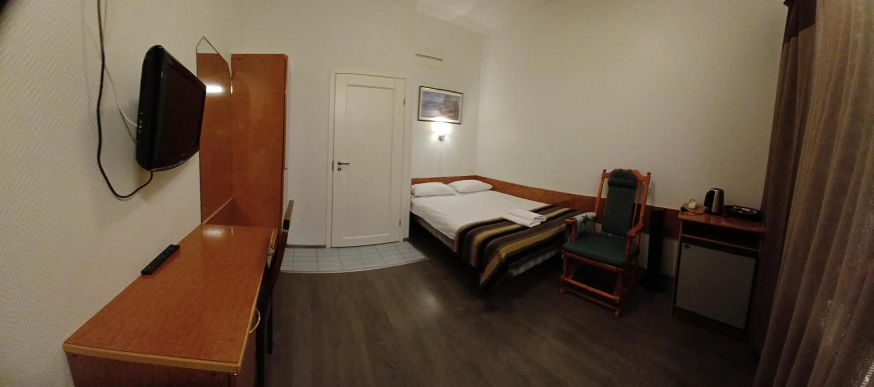Photo of the whole room, Bed in Hotel Mestarin Kievari