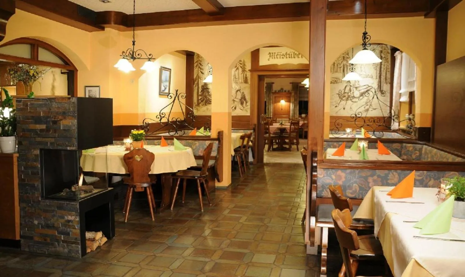 Restaurant/places to eat in Gasthof Mühle – Natur- & Wanderhotel