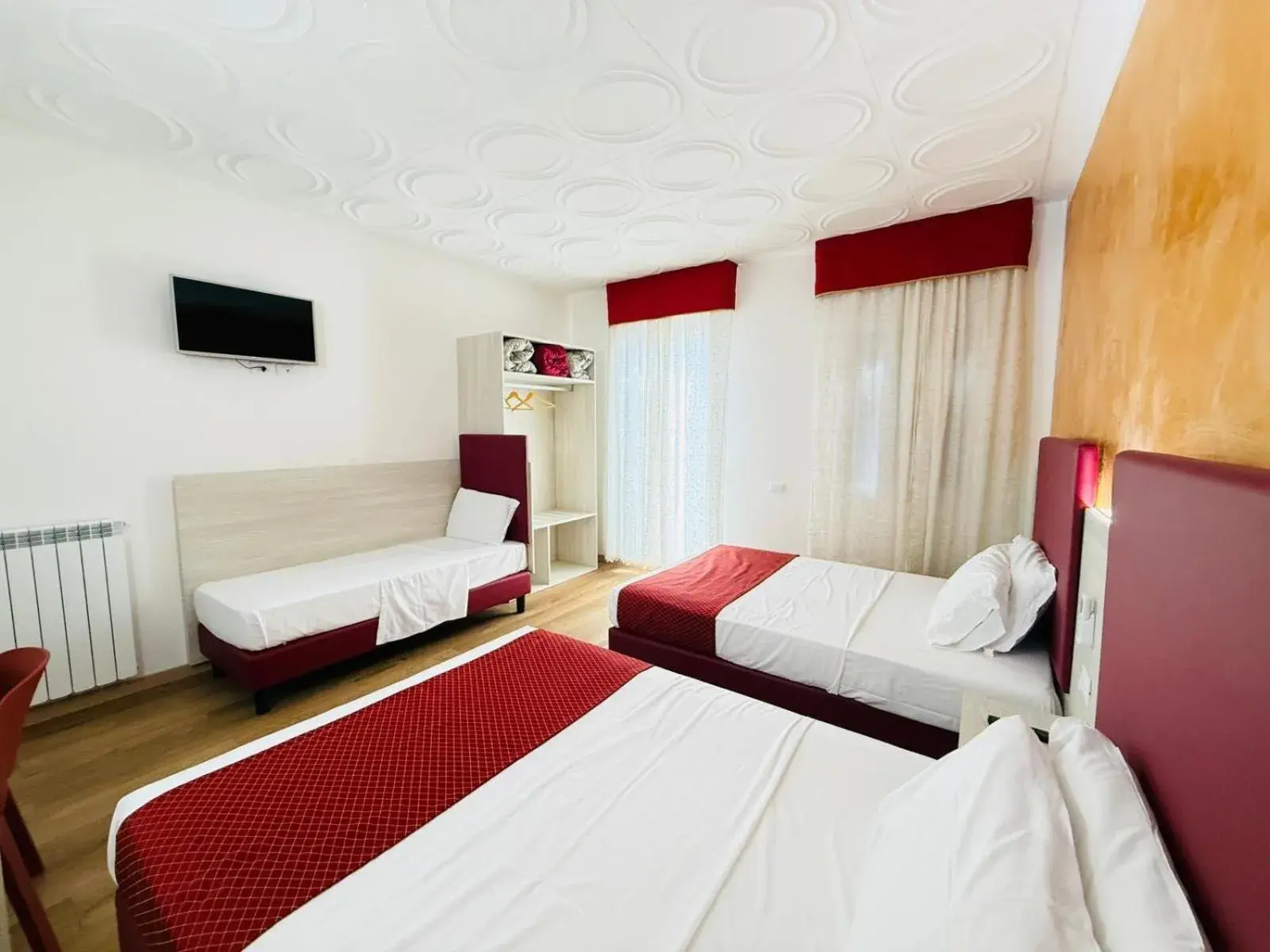 Family Room with Private Bathroom in Vacation Venice Rooms Family Room with Private Bathroom in Vacation Venice Rooms