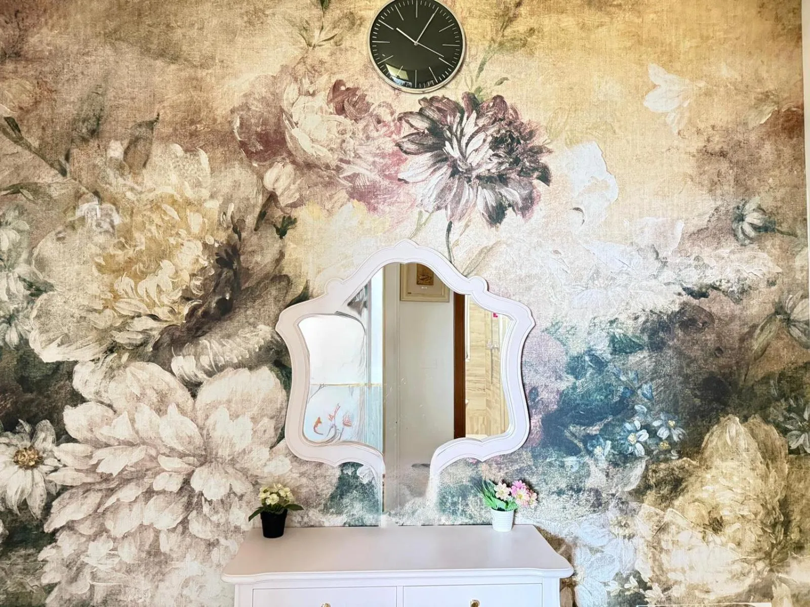 Property building in Vacation Venice Rooms