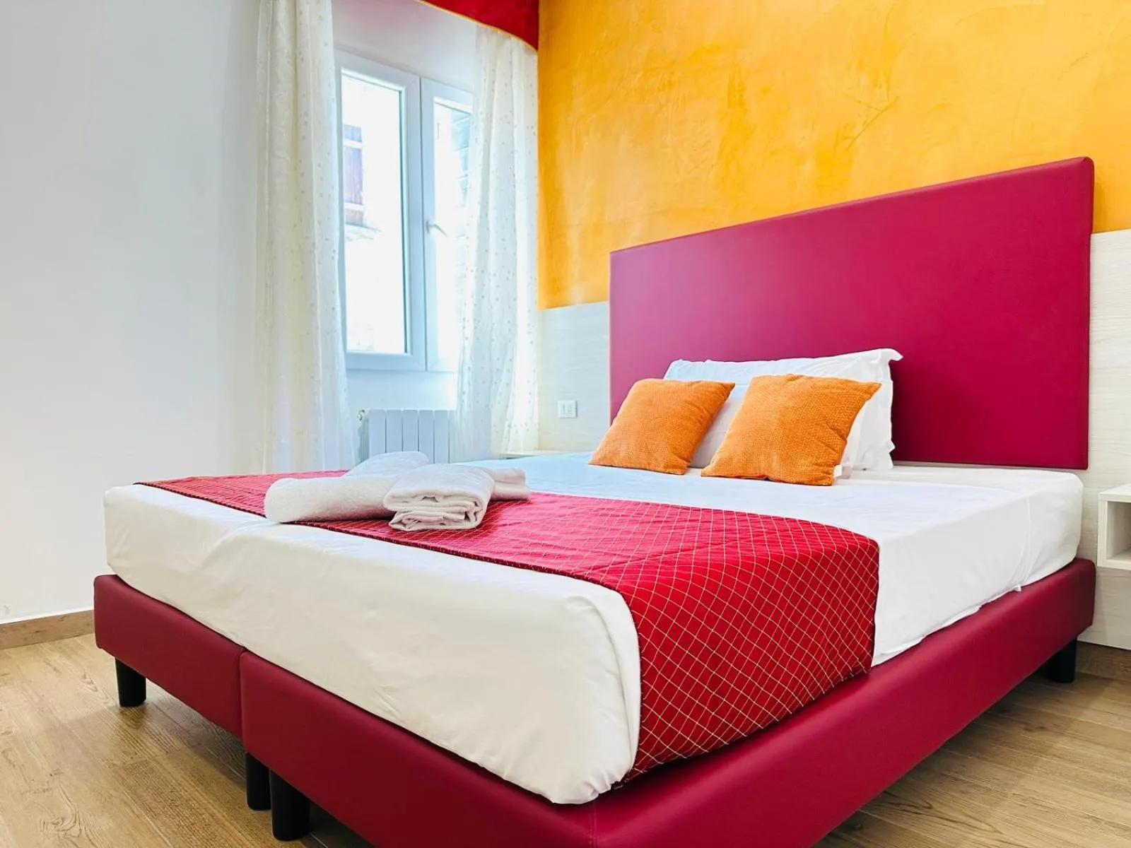 Bed in Vacation Venice Rooms