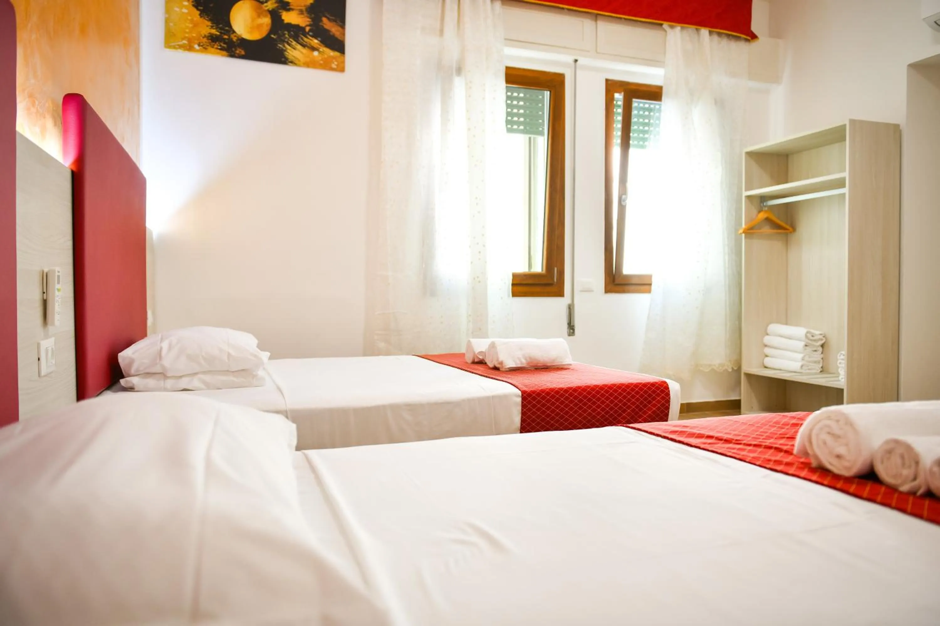 Bed in Vacation Venice Rooms