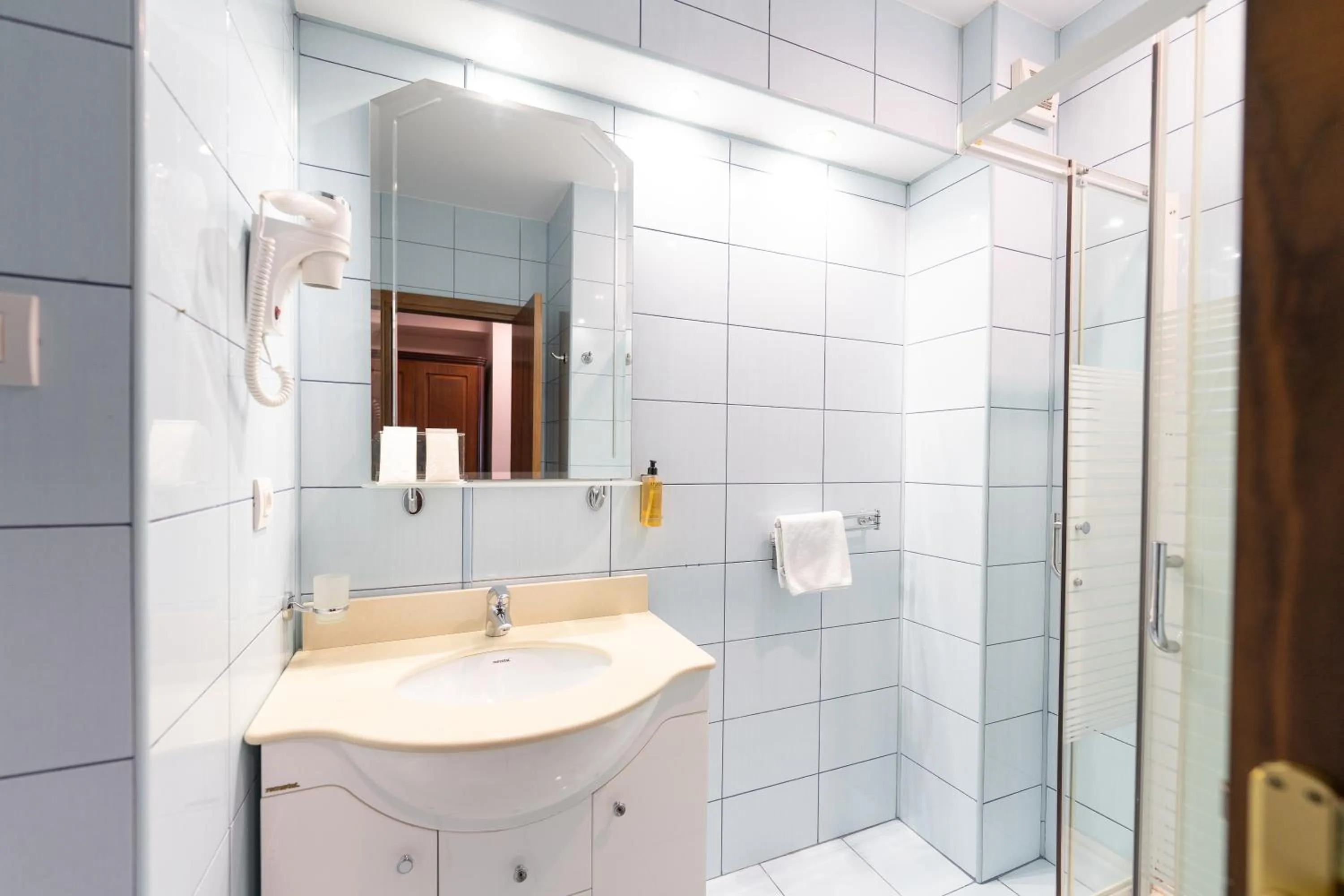 Bathroom in Hotel Ski&Sky