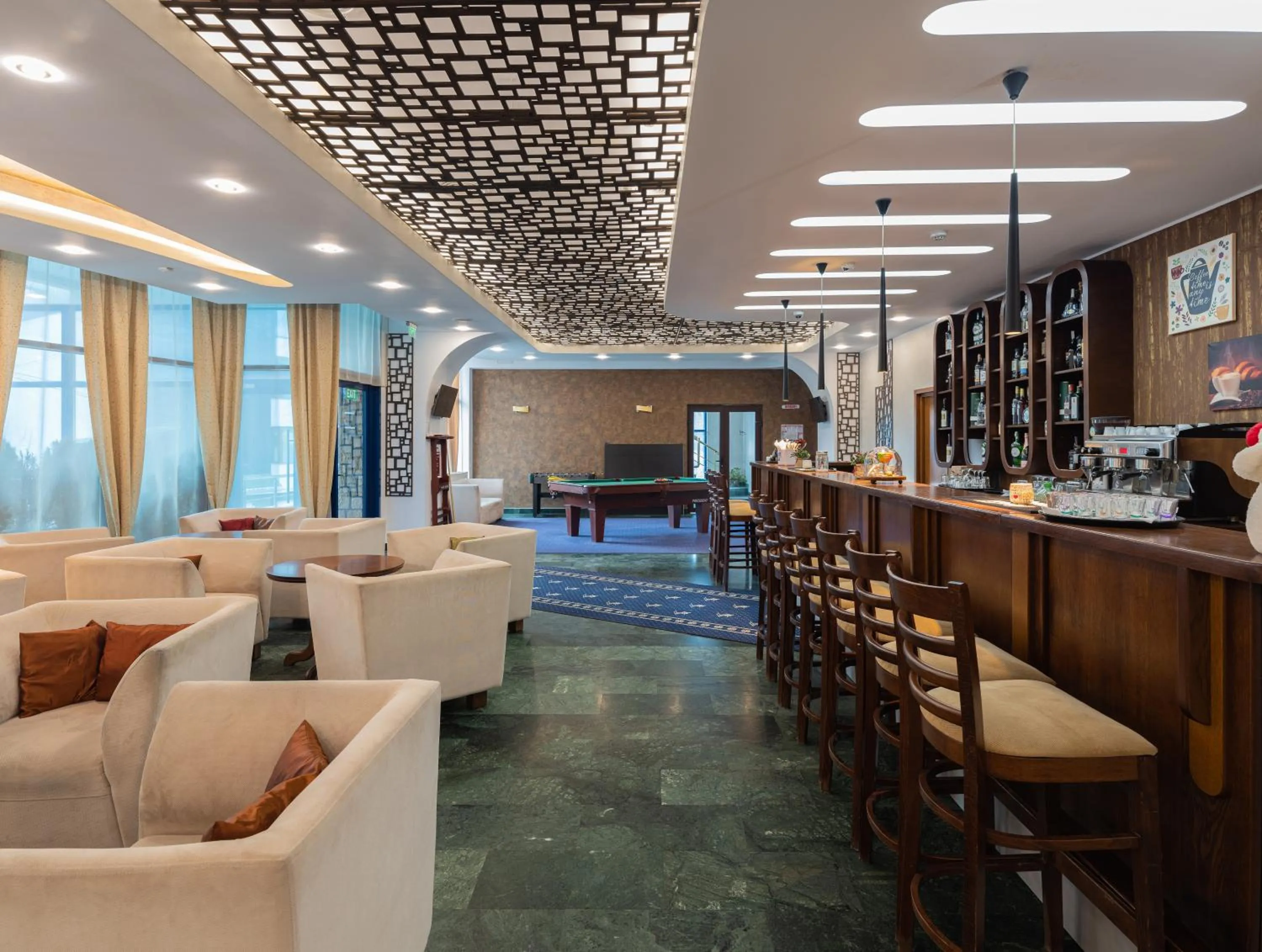 Lounge or bar in Hotel Ski&Sky