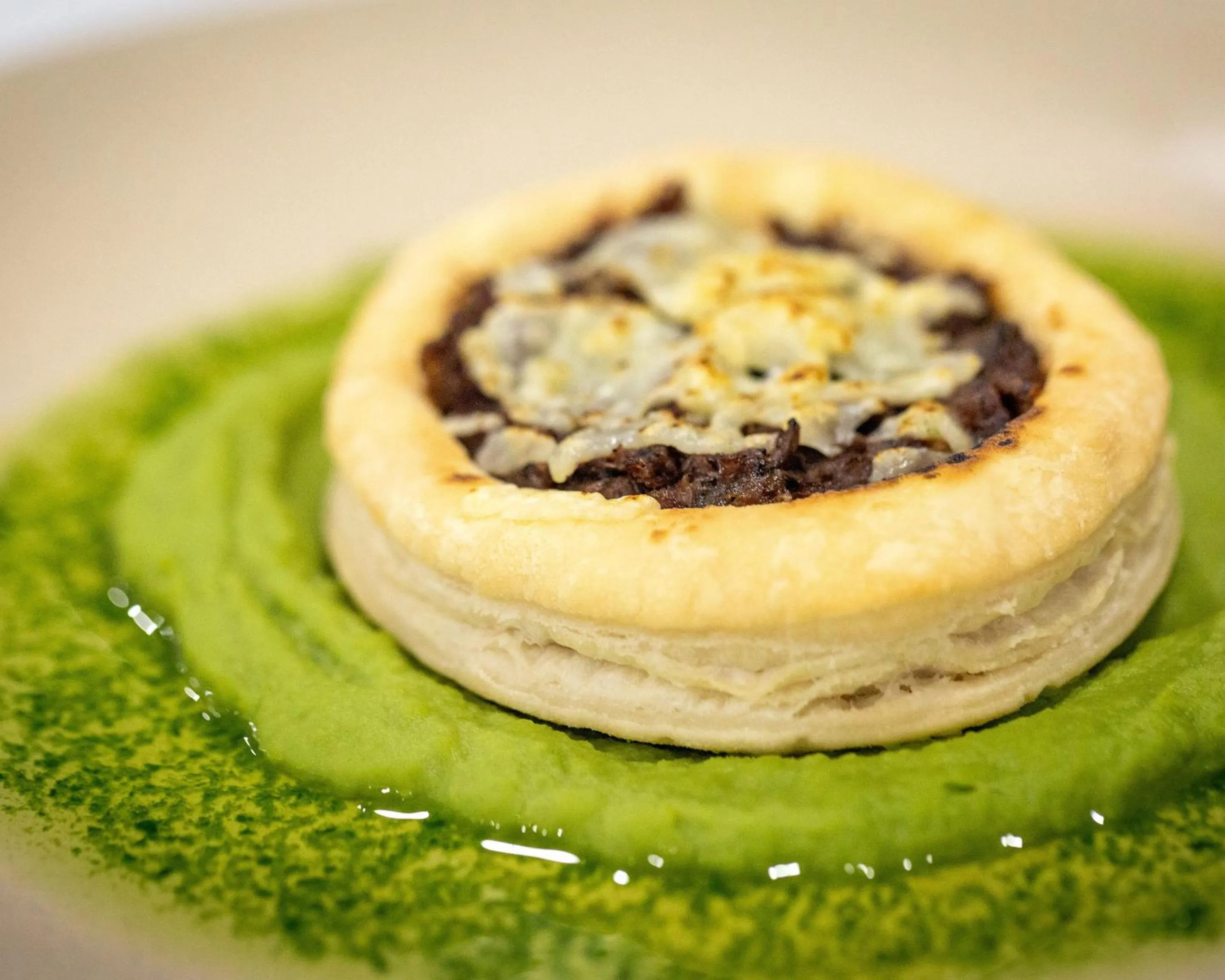 Restaurant/places to eat in Hotel Grand Chancellor Adelaide