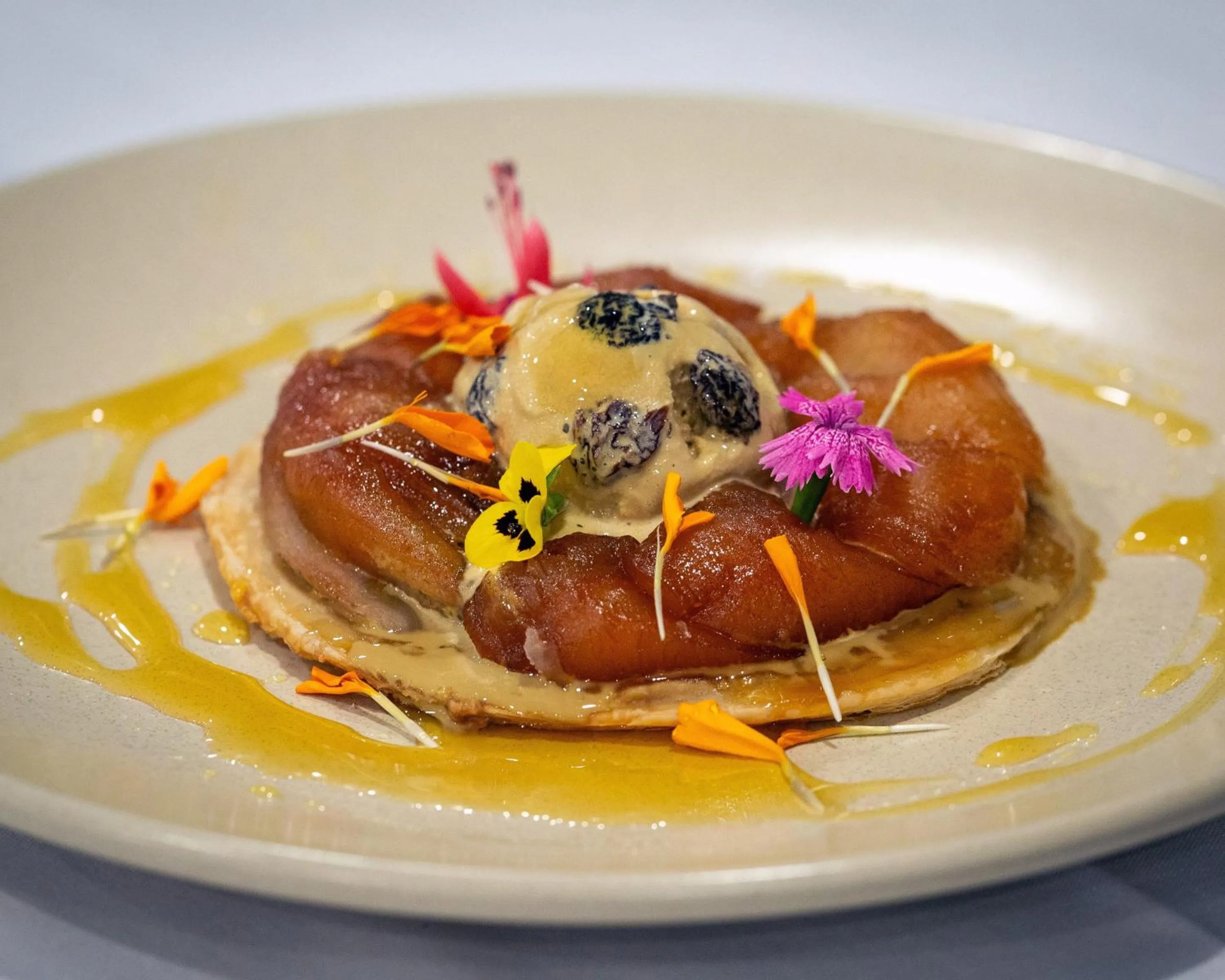 Restaurant/places to eat in Hotel Grand Chancellor Adelaide