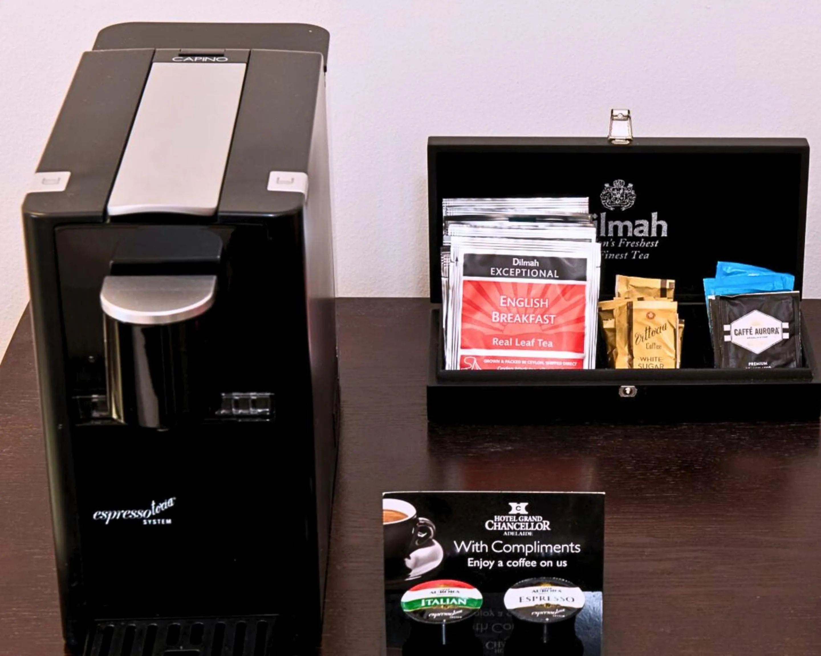 Coffee/tea facilities in Hotel Grand Chancellor Adelaide