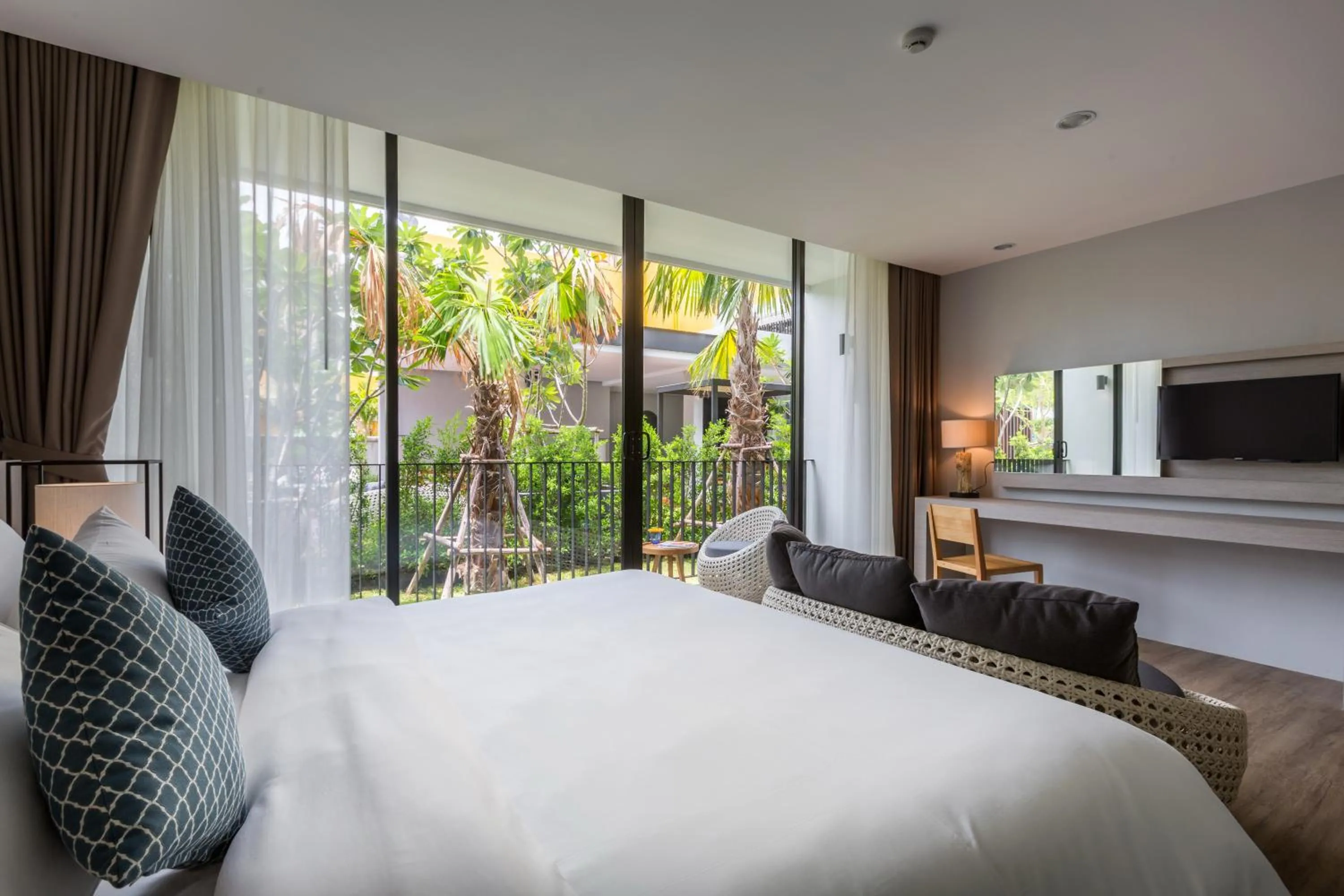 Garden view, Bed in Asira Boutique HuaHin
