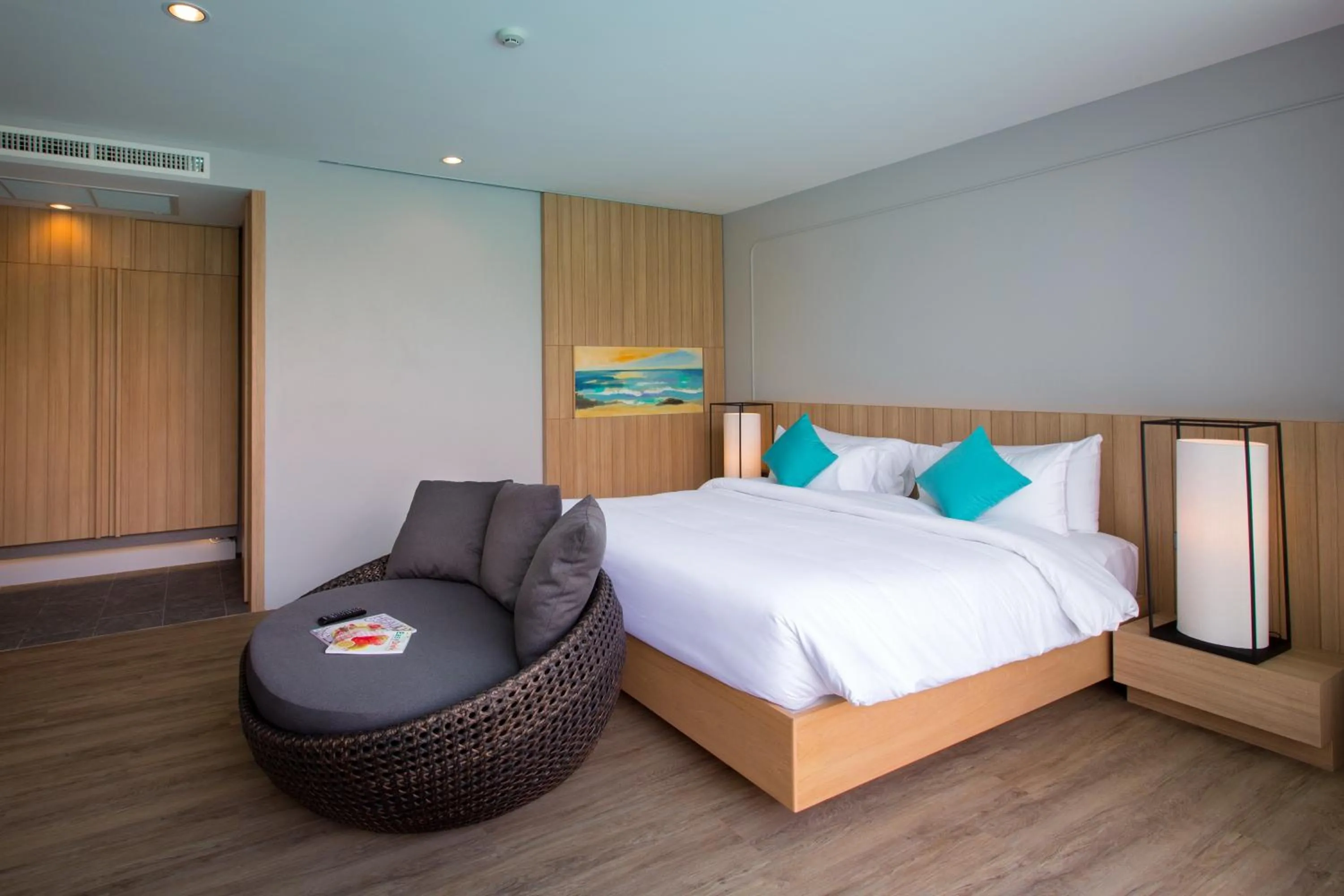 Photo of the whole room, Bed in Asira Boutique HuaHin