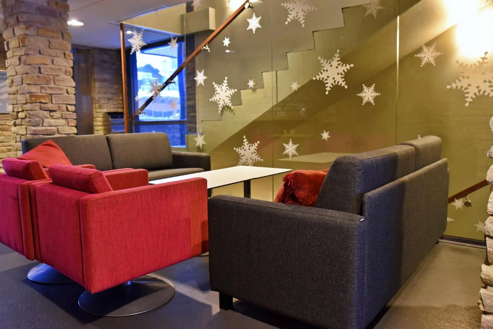 Communal lounge/ TV room in Levi Suites Levin Klubi