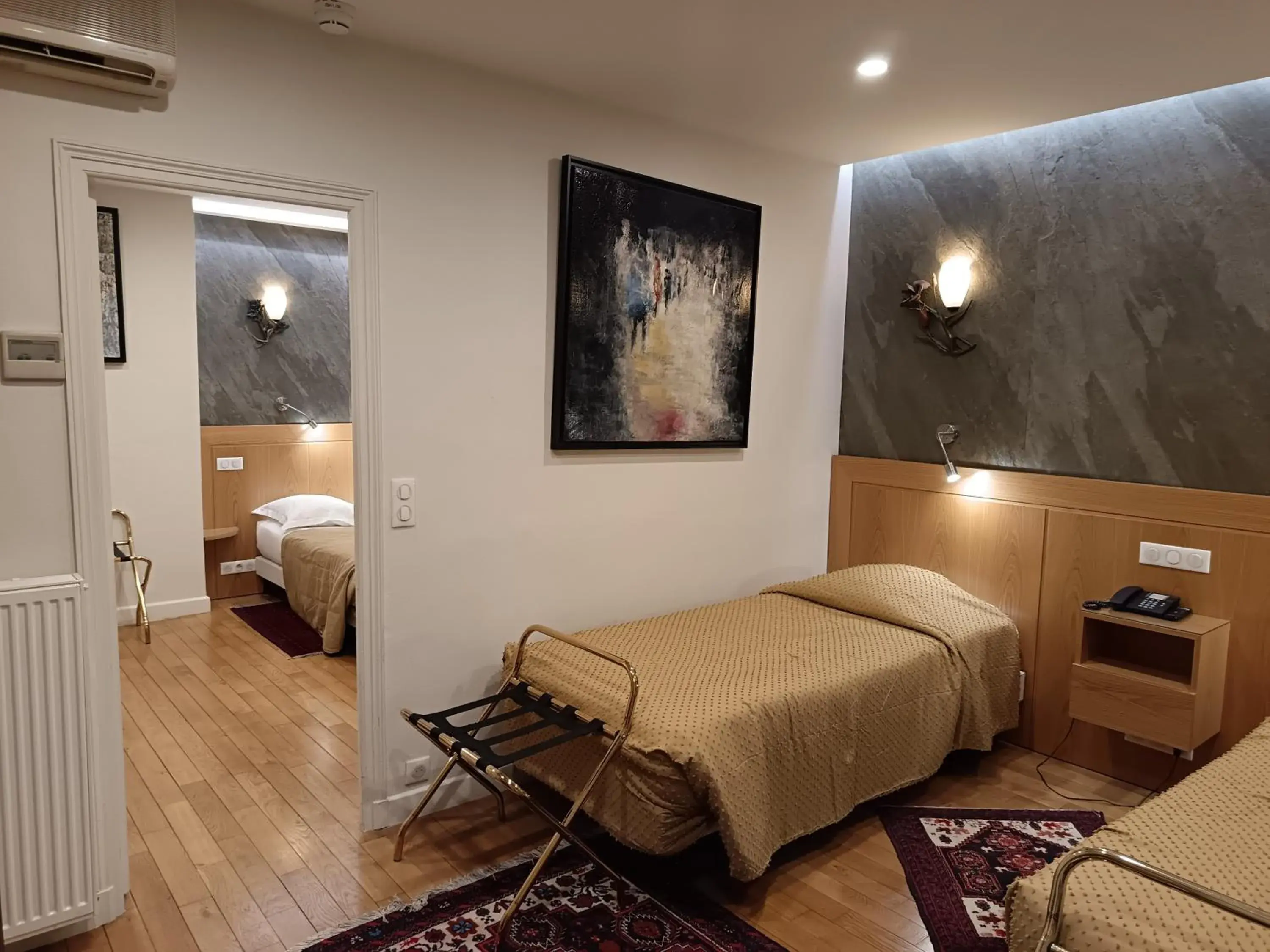 Photo of the whole room, Bed in Hotel des Bains Photo of the whole room, Bed in Hotel des Bains