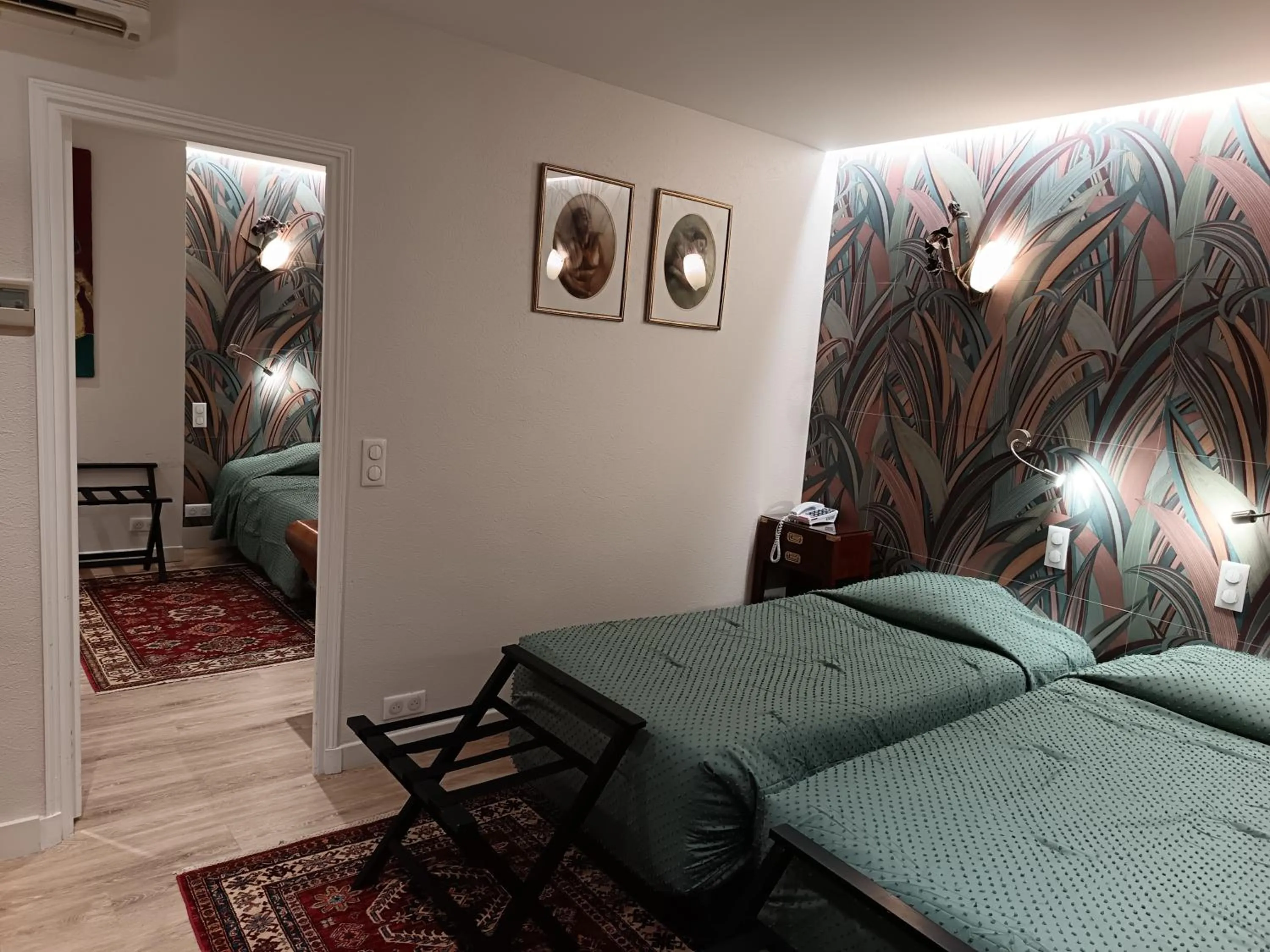 Bed in Hotel des Bains