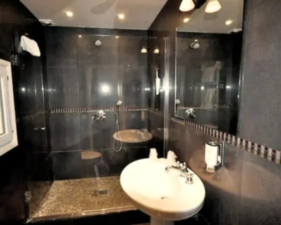 Bathroom in Hotel des Bains