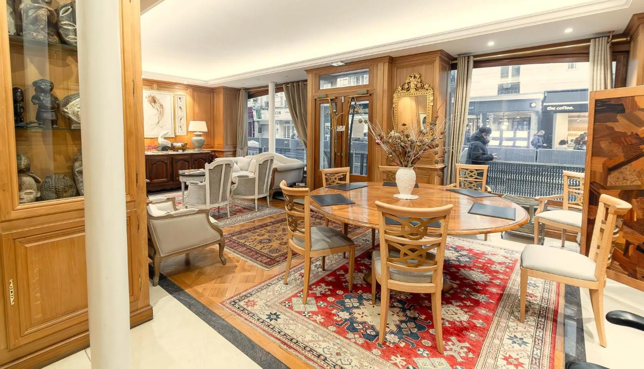Seating area in Hotel des Bains