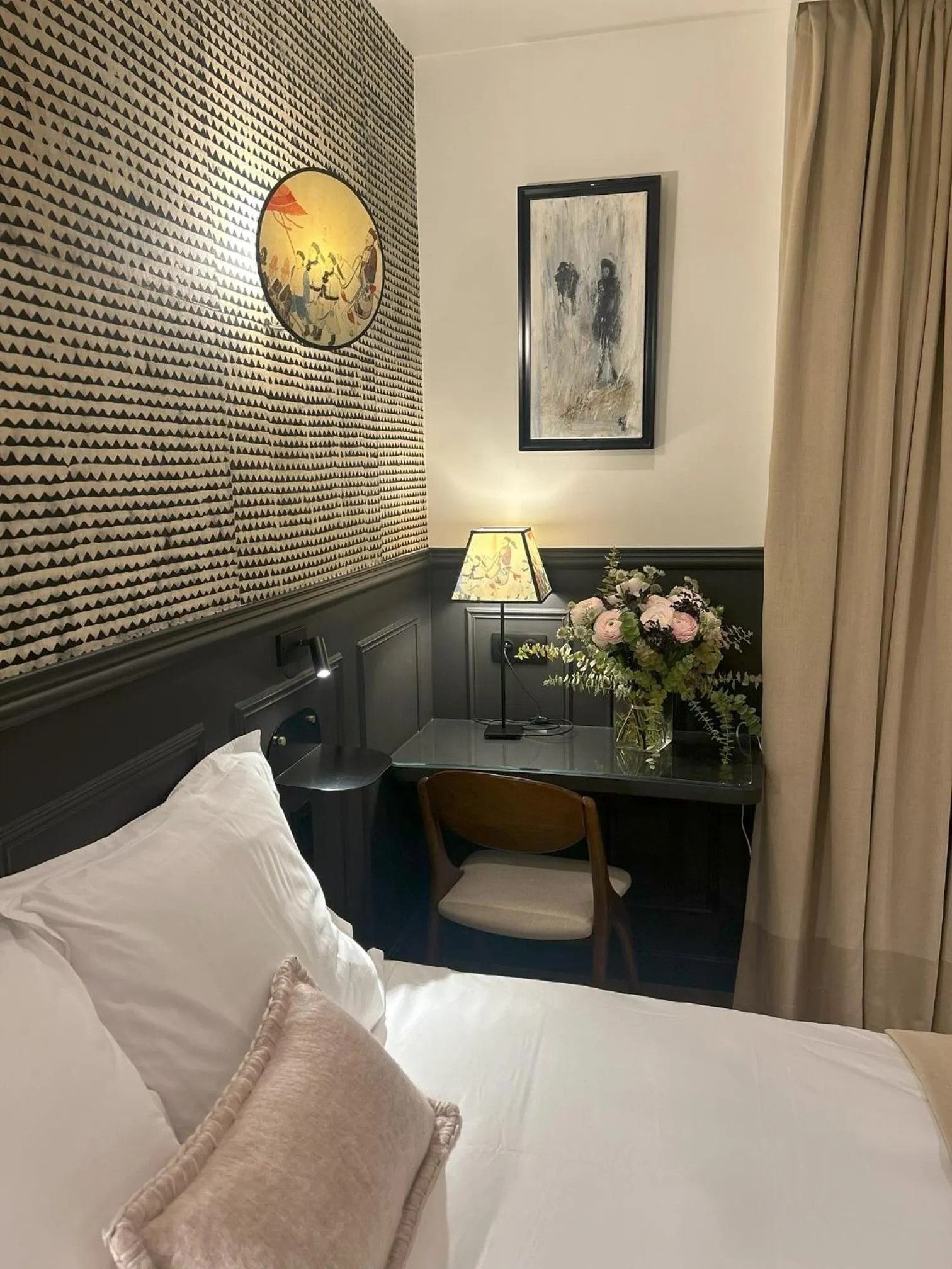 Bedroom, Bed in Hotel des Bains