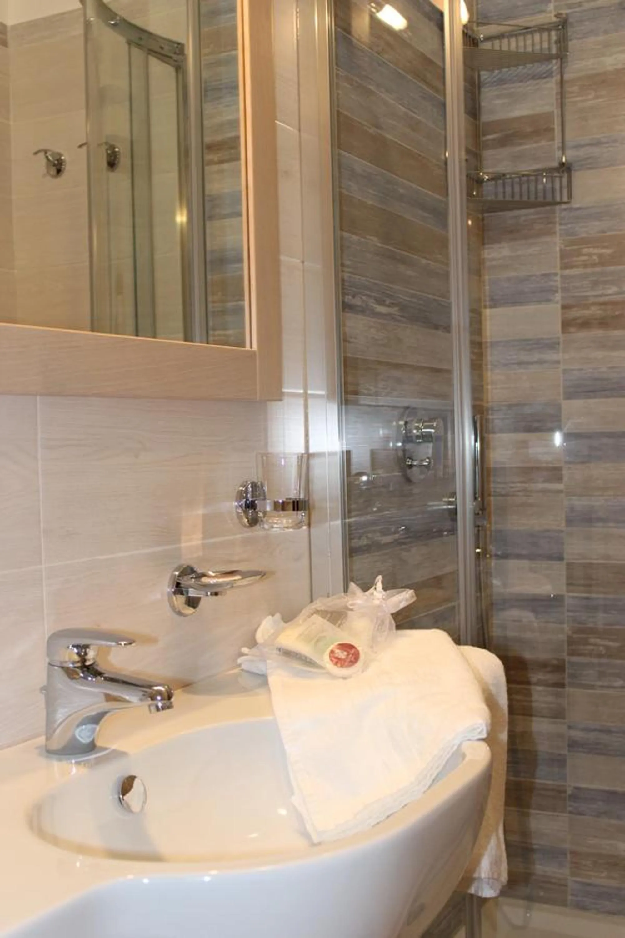 Shower in Casa Vacanza San Pietro