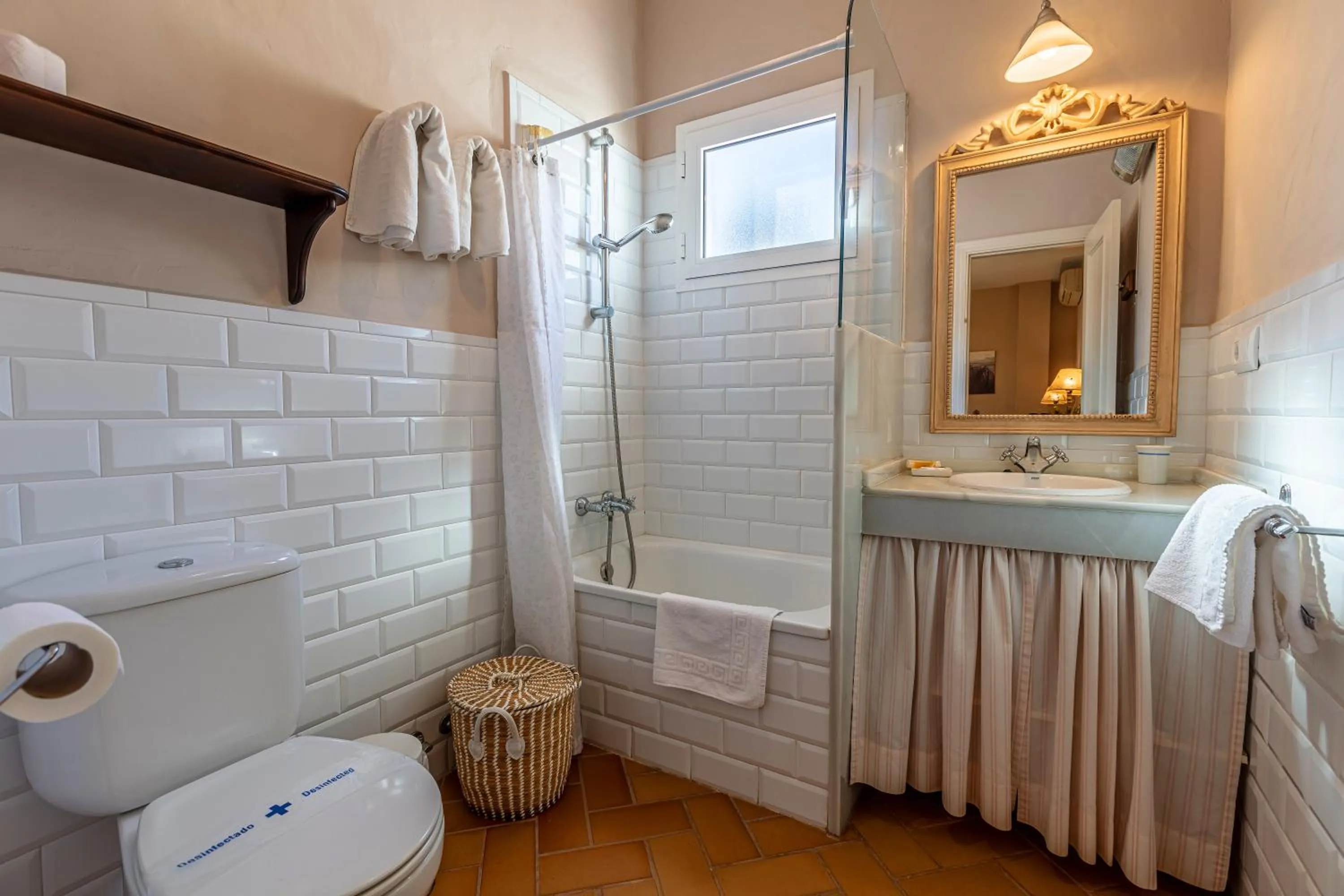 Shower in Hotel-Apart CORTIJO LAS PIÑAS