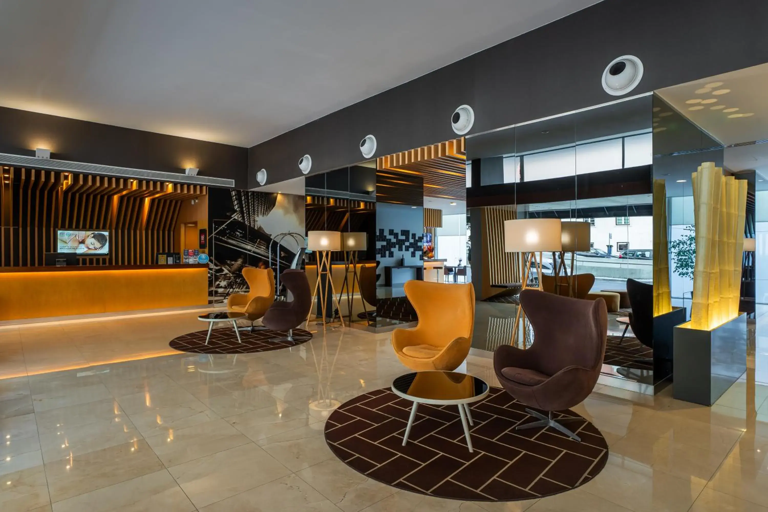 Lobby or reception in HF Fénix Urban Lobby or reception in HF Fénix Urban