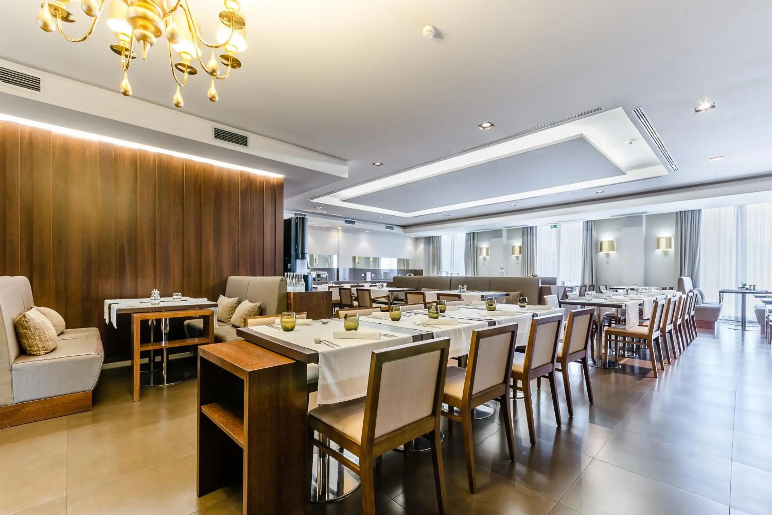 Restaurant/places to eat in Hotel Villa Batalha Restaurant/places to eat in Hotel Villa Batalha