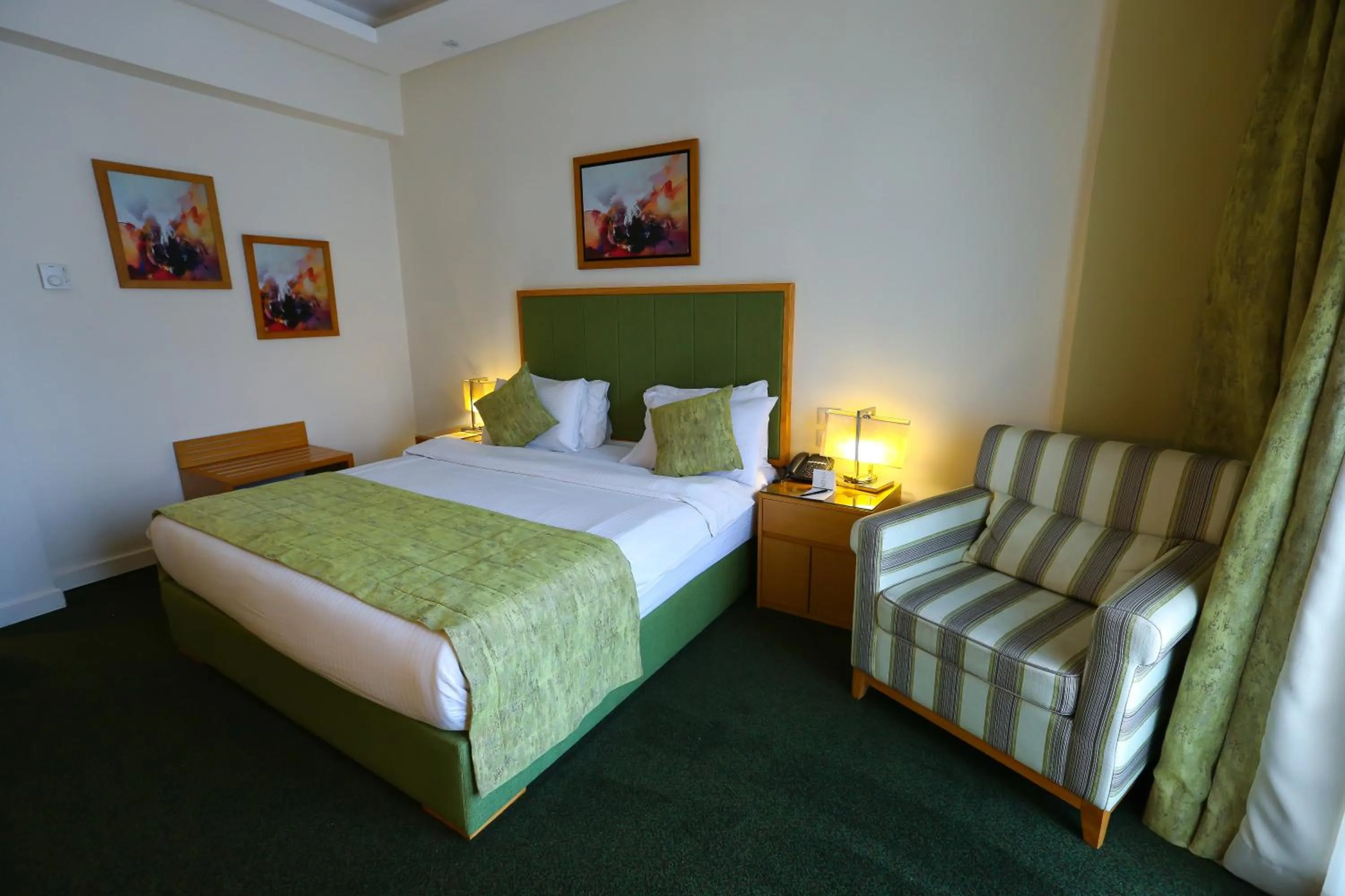 Bedroom, Bed in Tolip El Narges