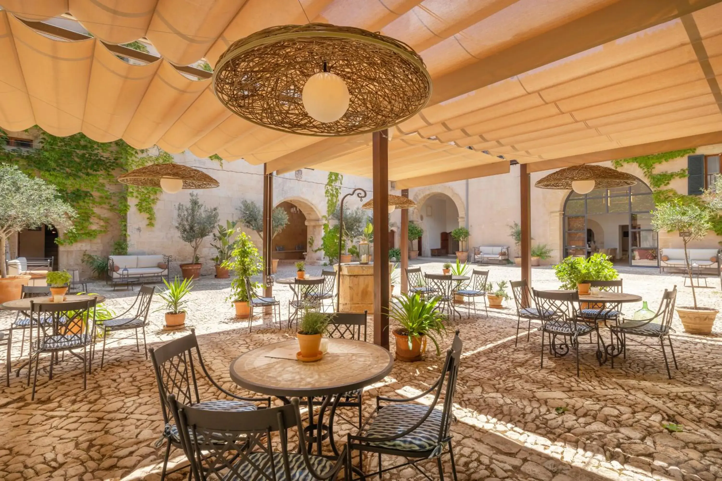 Restaurant/places to eat in Zoetry Mallorca Wellness & Spa Restaurant/places to eat in Zoetry Mallorca Wellness & Spa