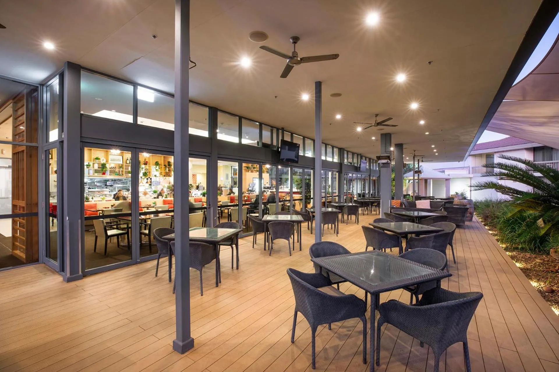 Restaurant/places to eat in Crowne Plaza Alice Springs Lasseters by IHG