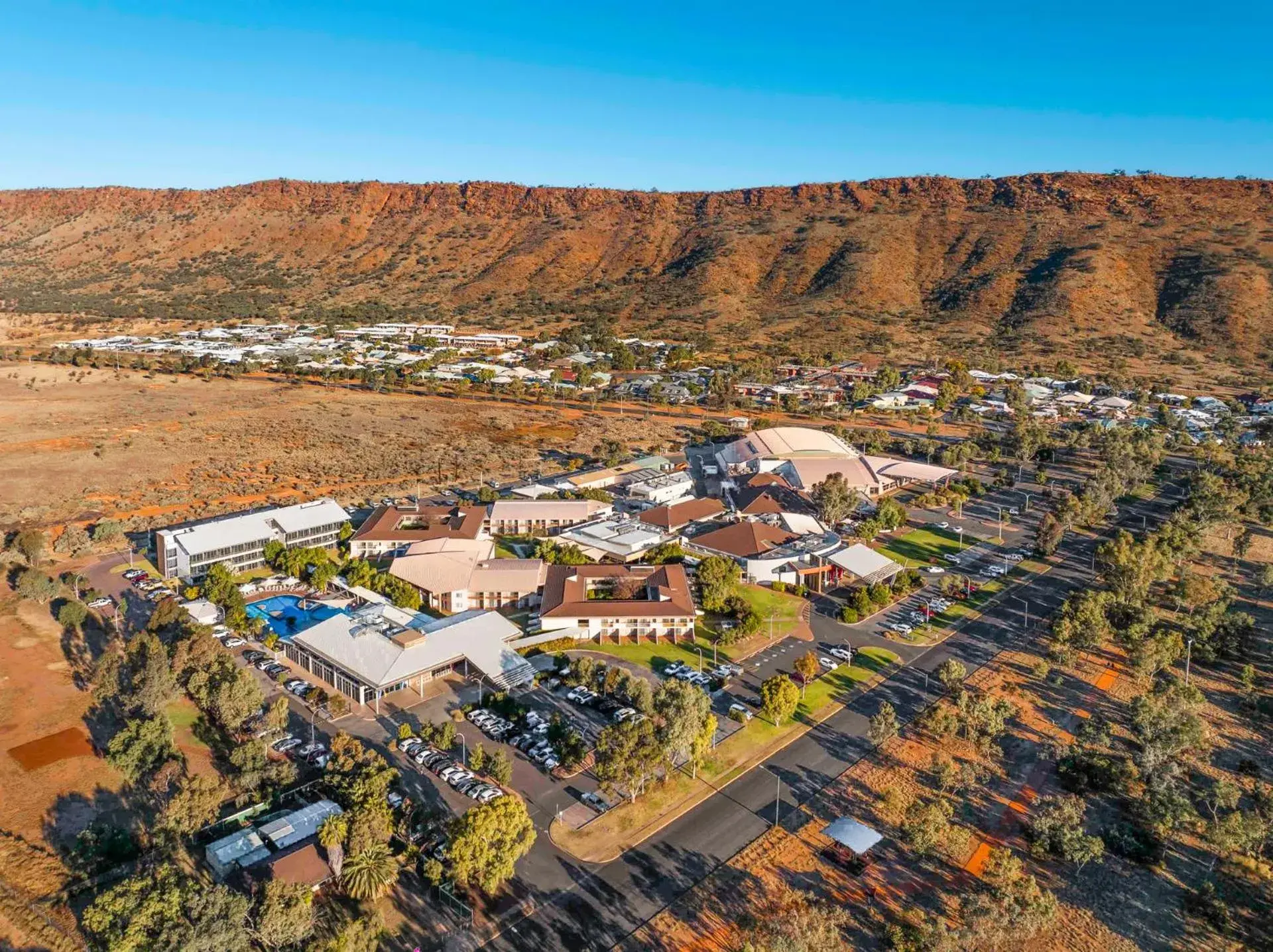 Property building in Crowne Plaza Alice Springs Lasseters by IHG Property building in Crowne Plaza Alice Springs Lasseters by IHG