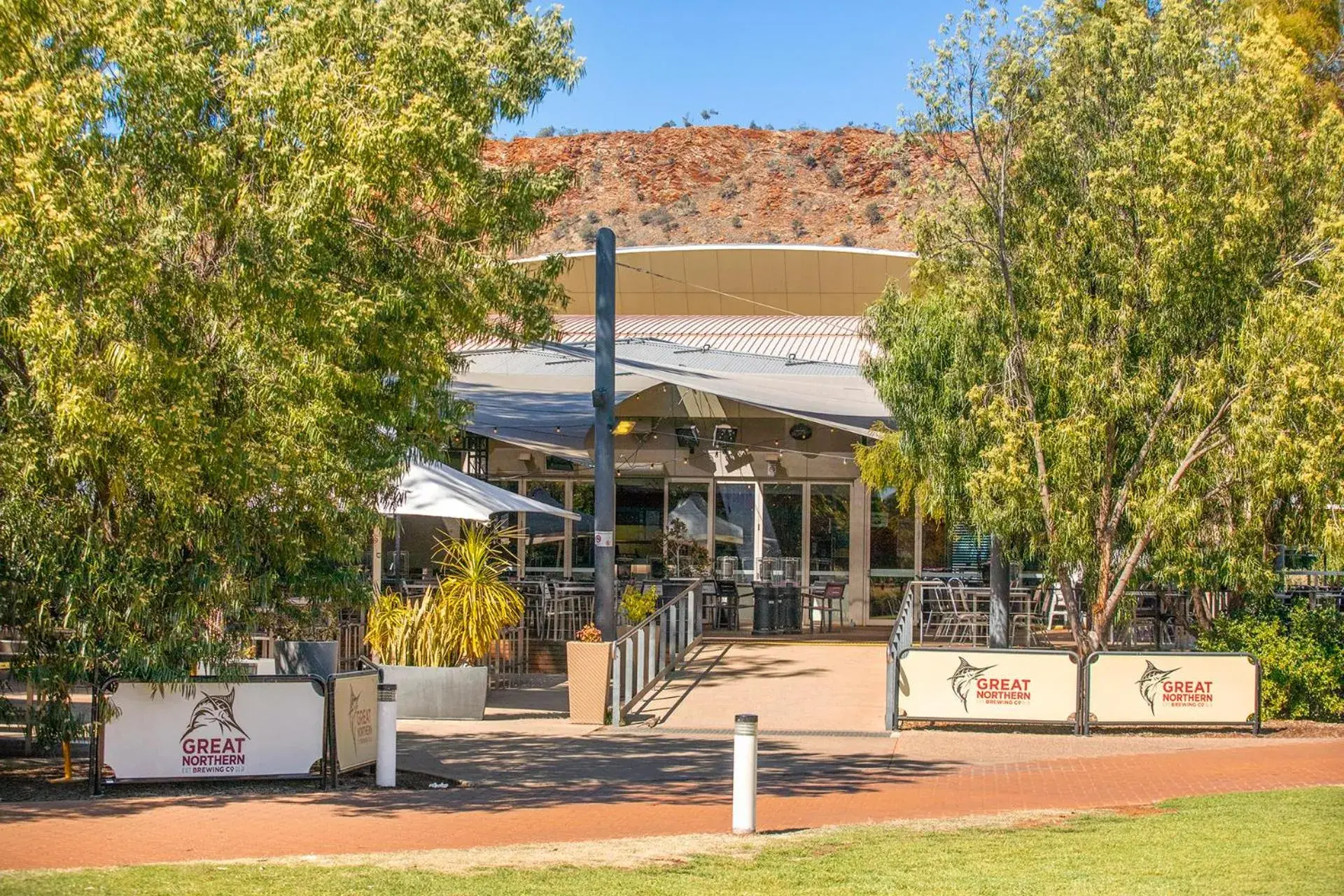 Property building in Crowne Plaza Alice Springs Lasseters by IHG Property building in Crowne Plaza Alice Springs Lasseters by IHG
