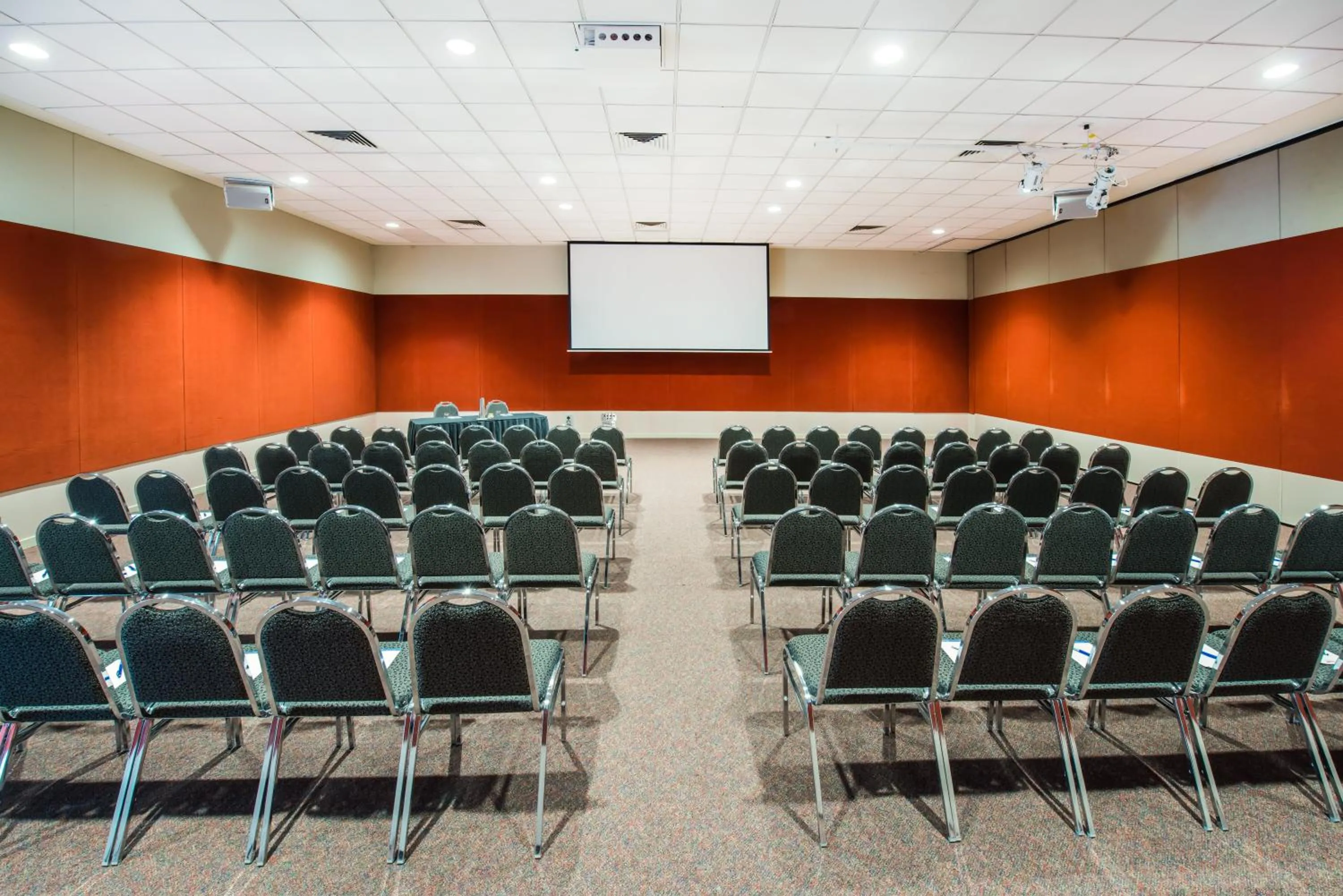 Meeting/conference room in Crowne Plaza Alice Springs Lasseters by IHG