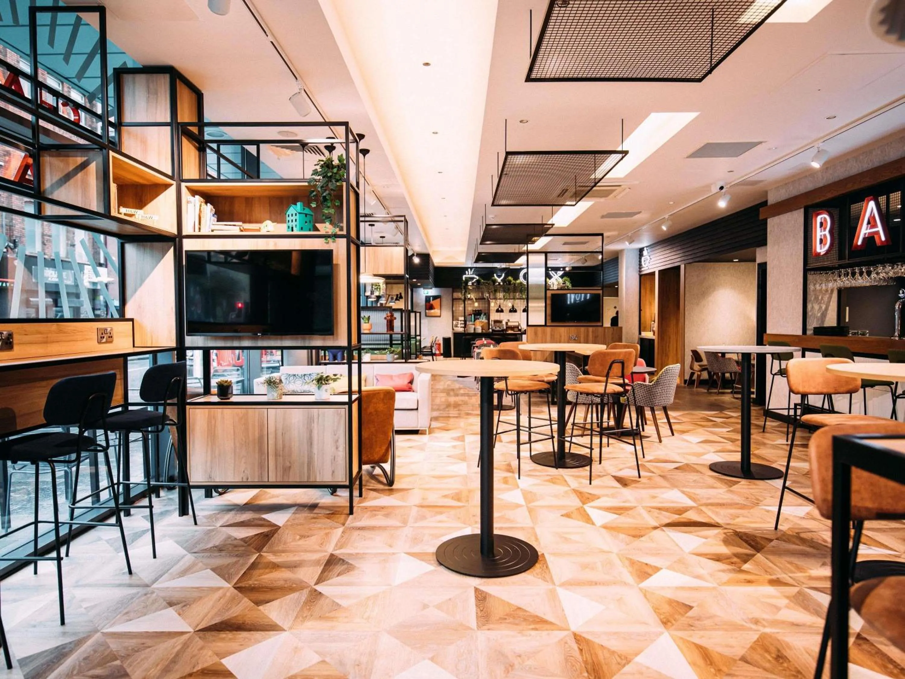 Property building in ibis Belfast City Centre