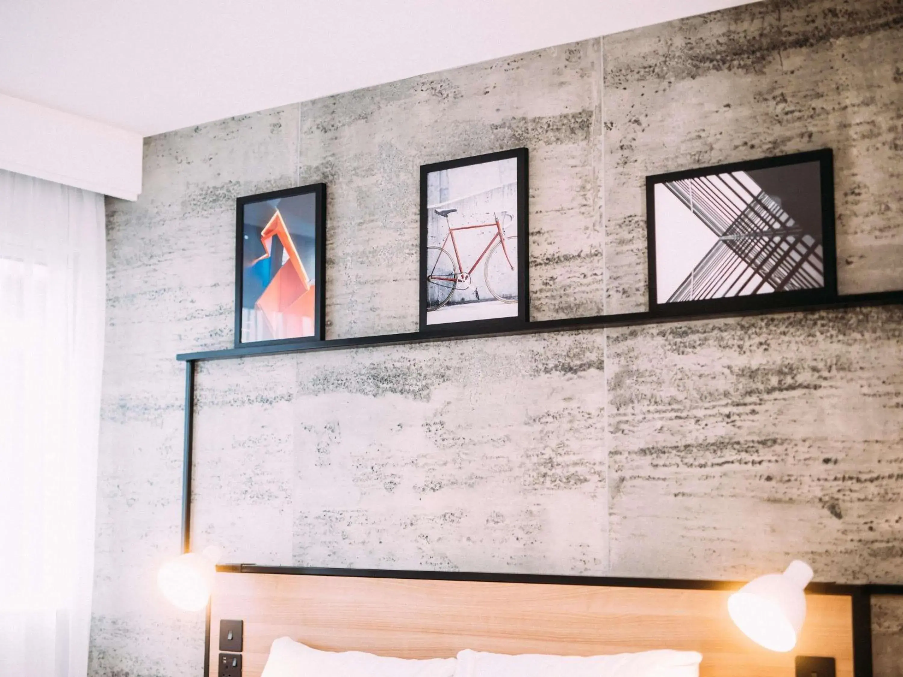 Bedroom in ibis Belfast City Centre Bedroom in ibis Belfast City Centre