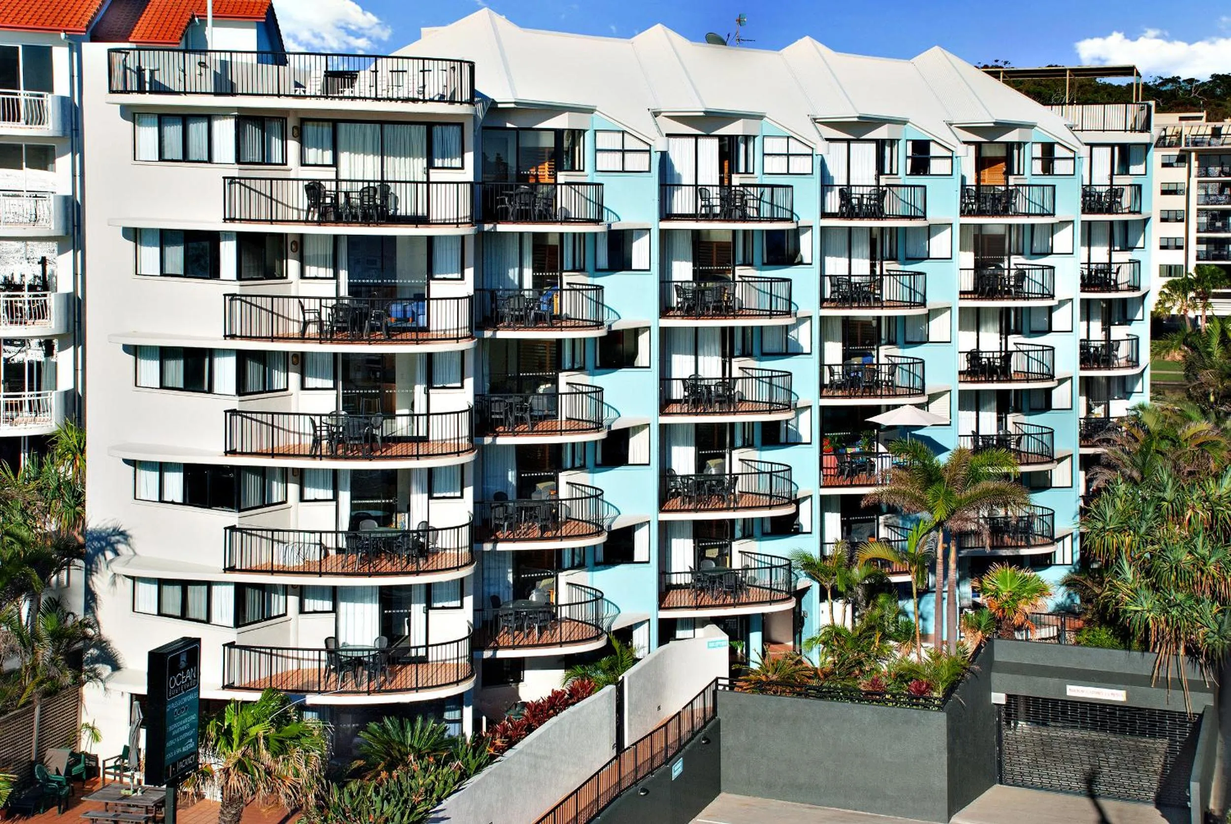 Property building in Ocean Boulevard