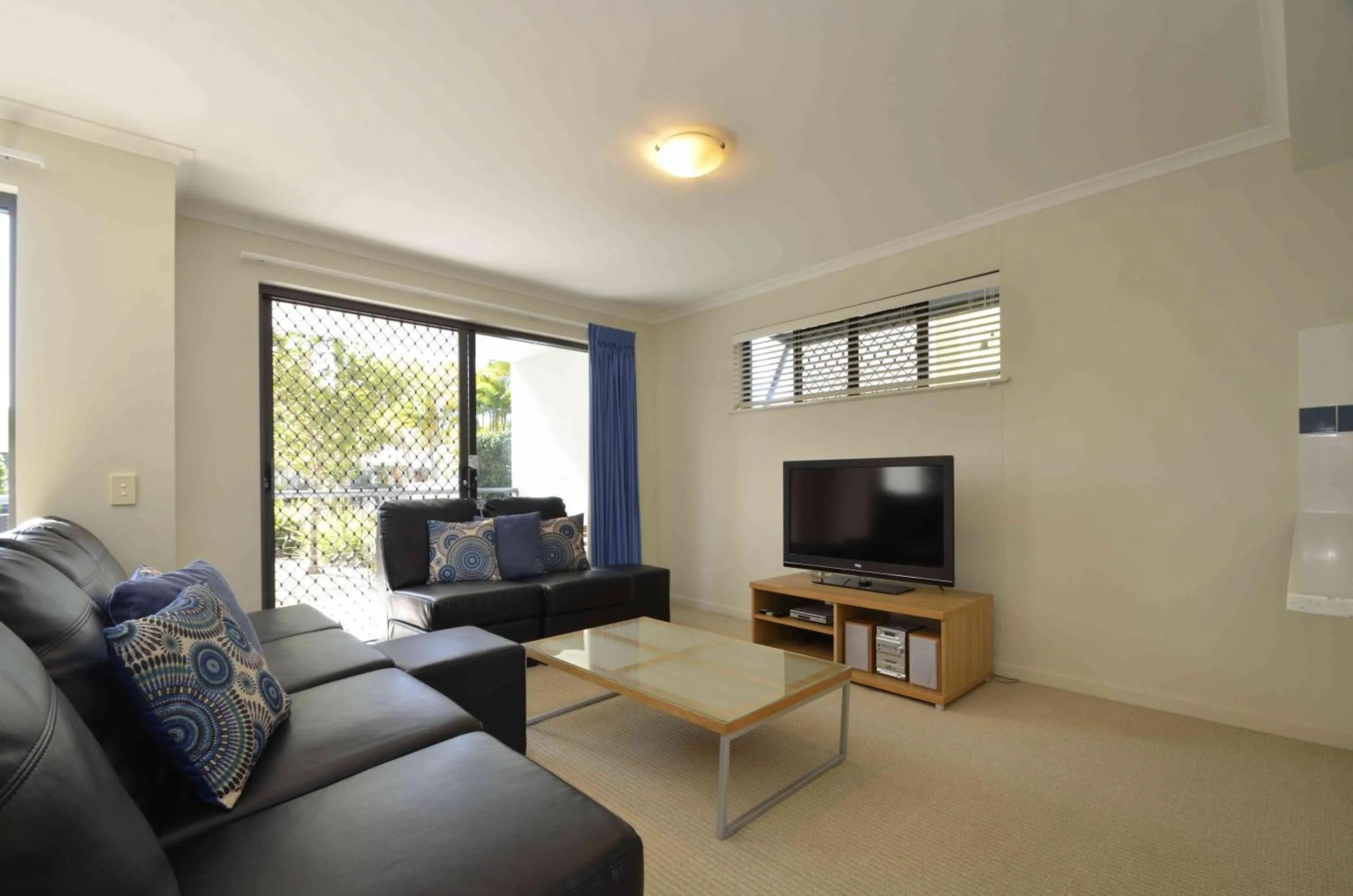 TV and multimedia in Ivory Palms Resort Noosa