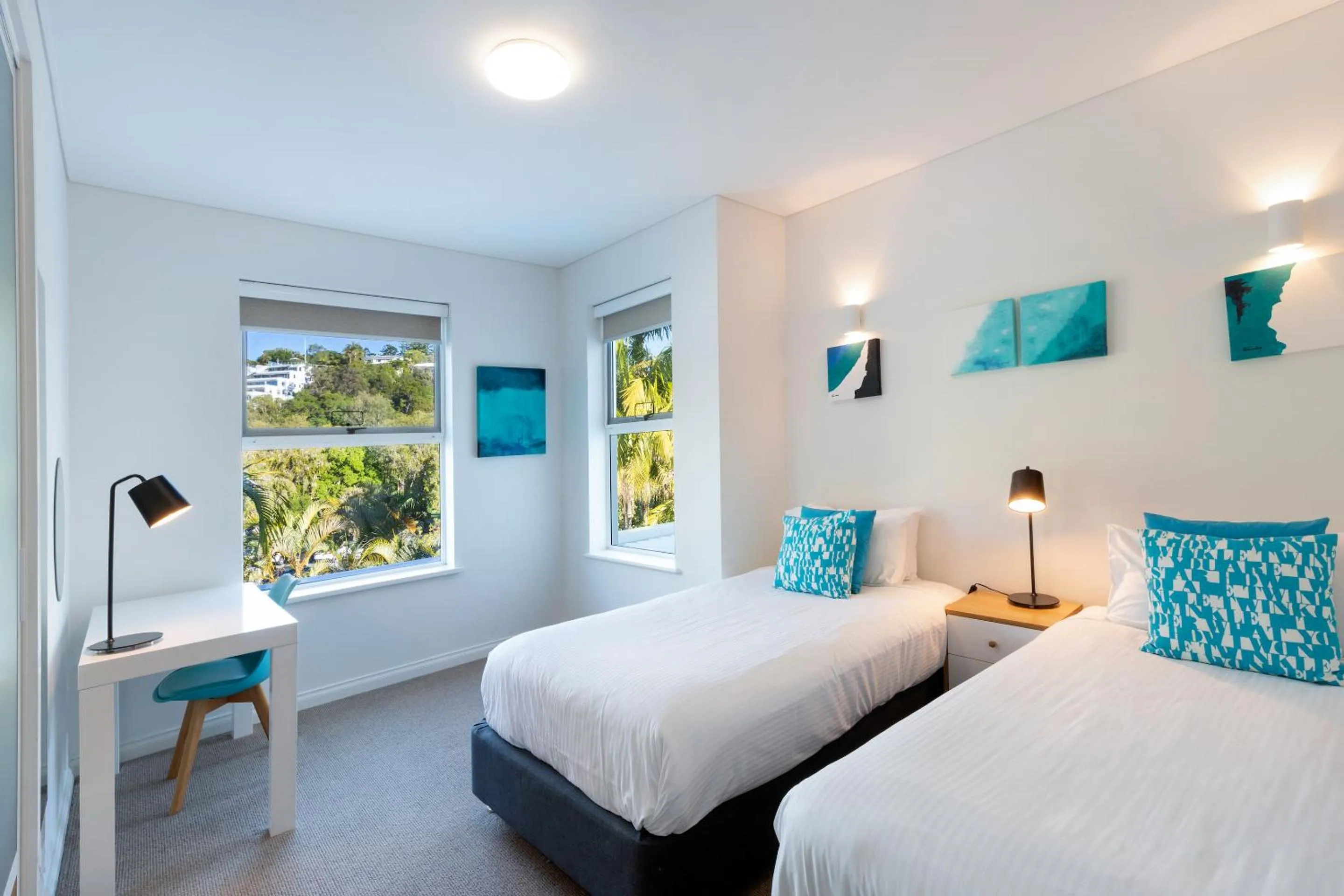 Bedroom, Bed in Emerald Noosa