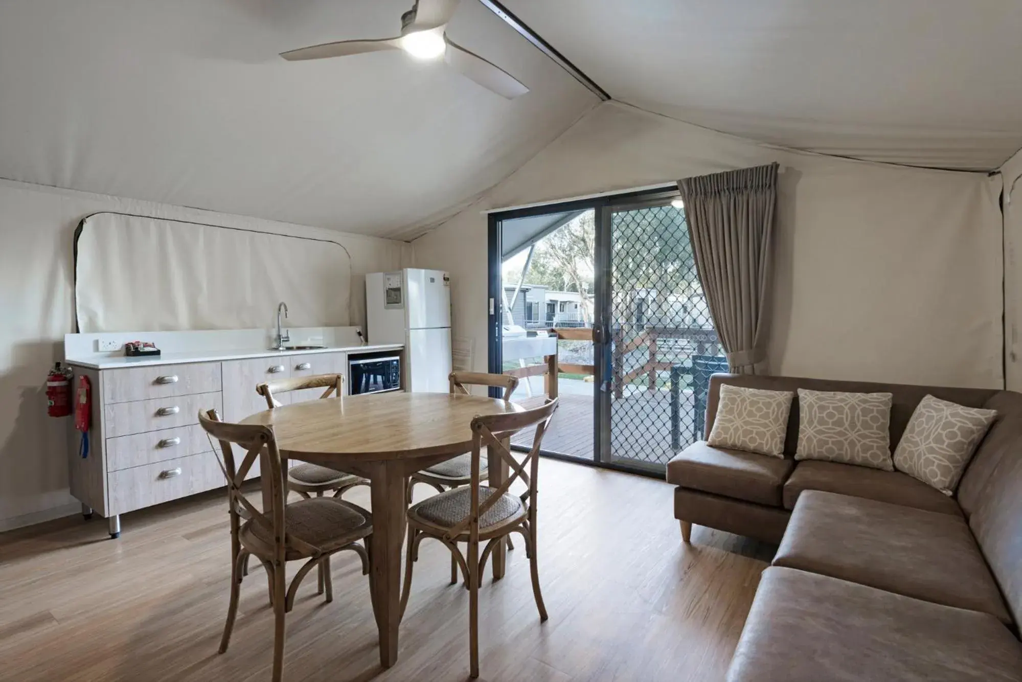 Seating area, Dining Area in Discovery Parks - Byron Bay