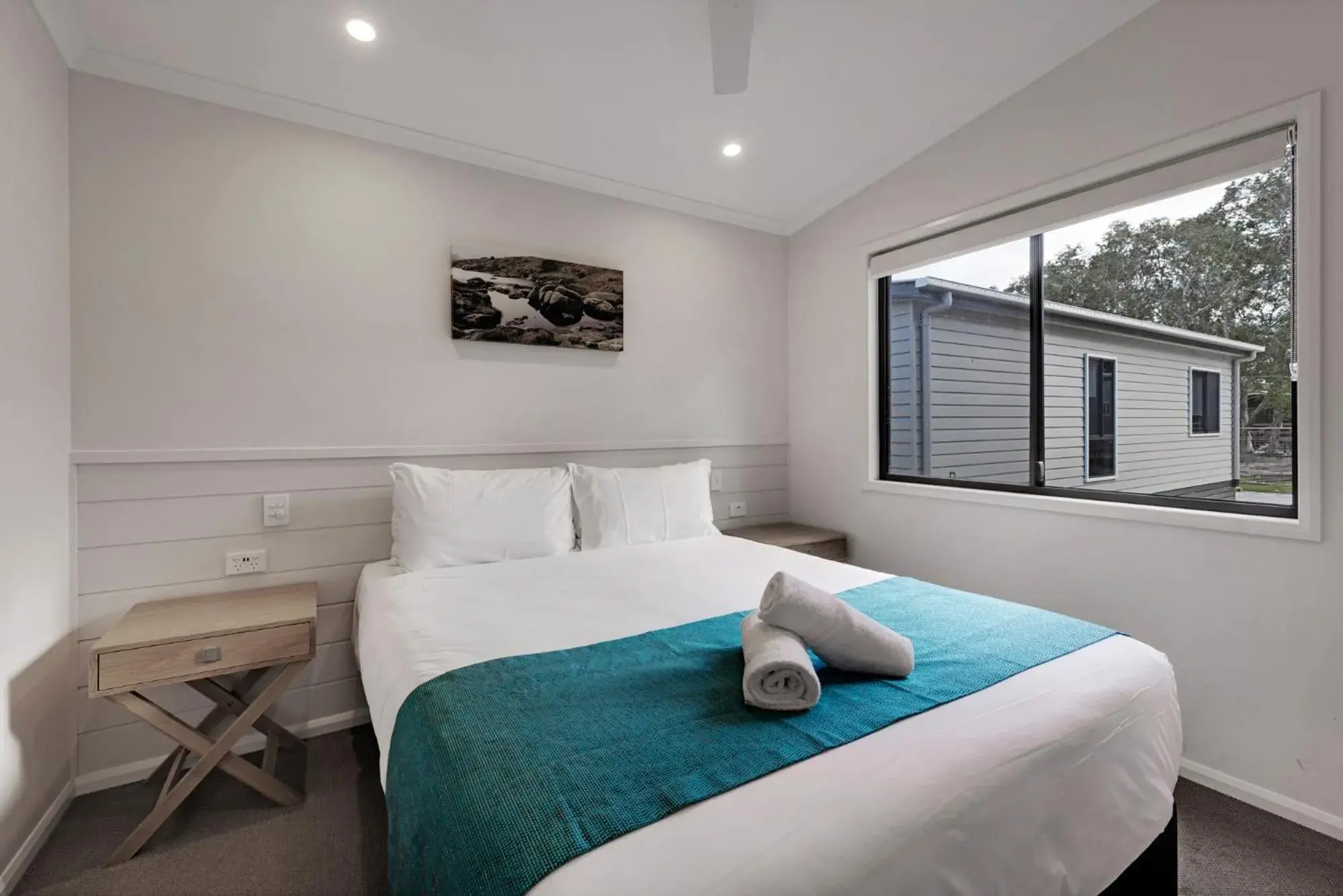 Bedroom, Bed in Discovery Parks - Byron Bay