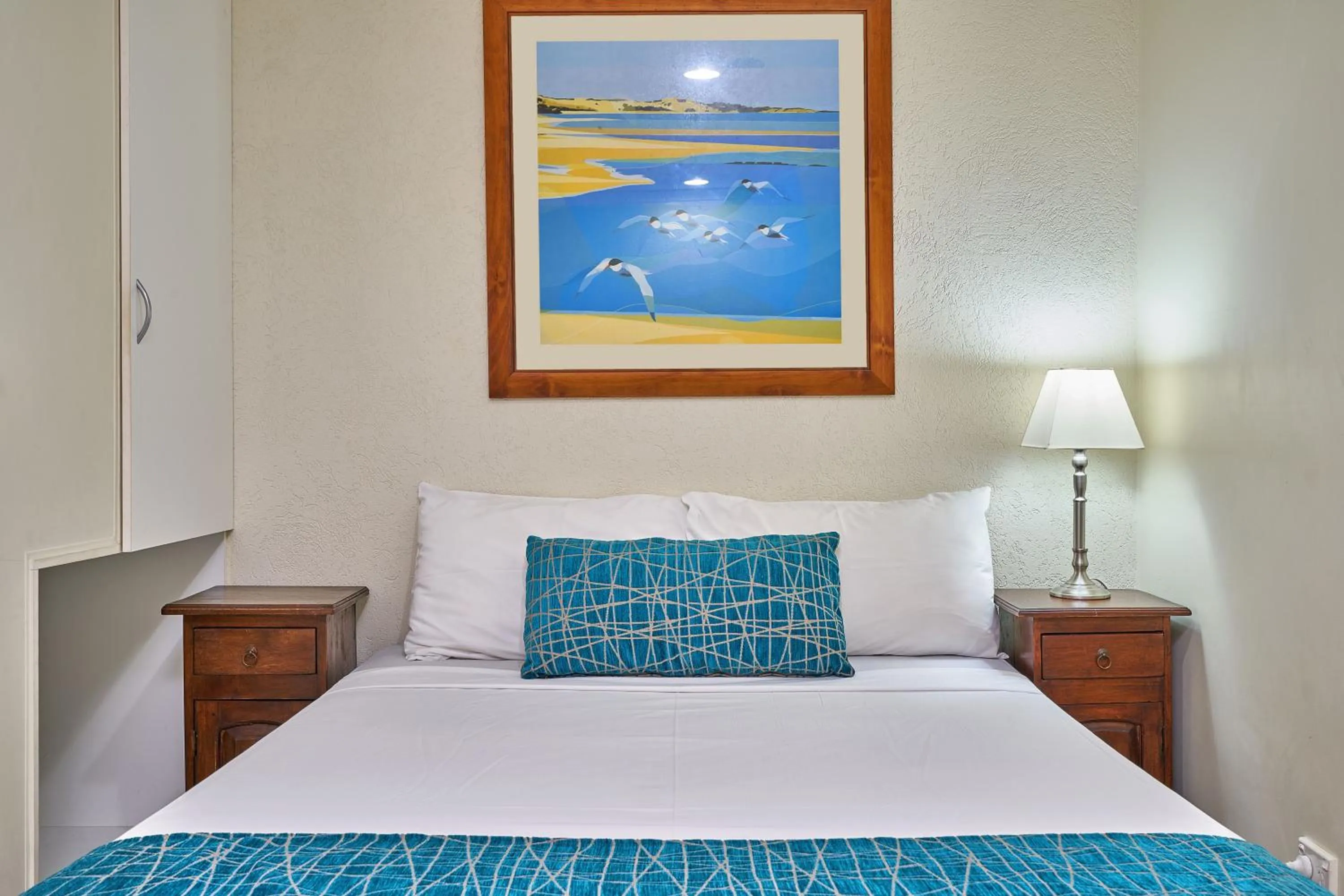 Bedroom, Bed in Trinity Beach Club Holiday Apartments