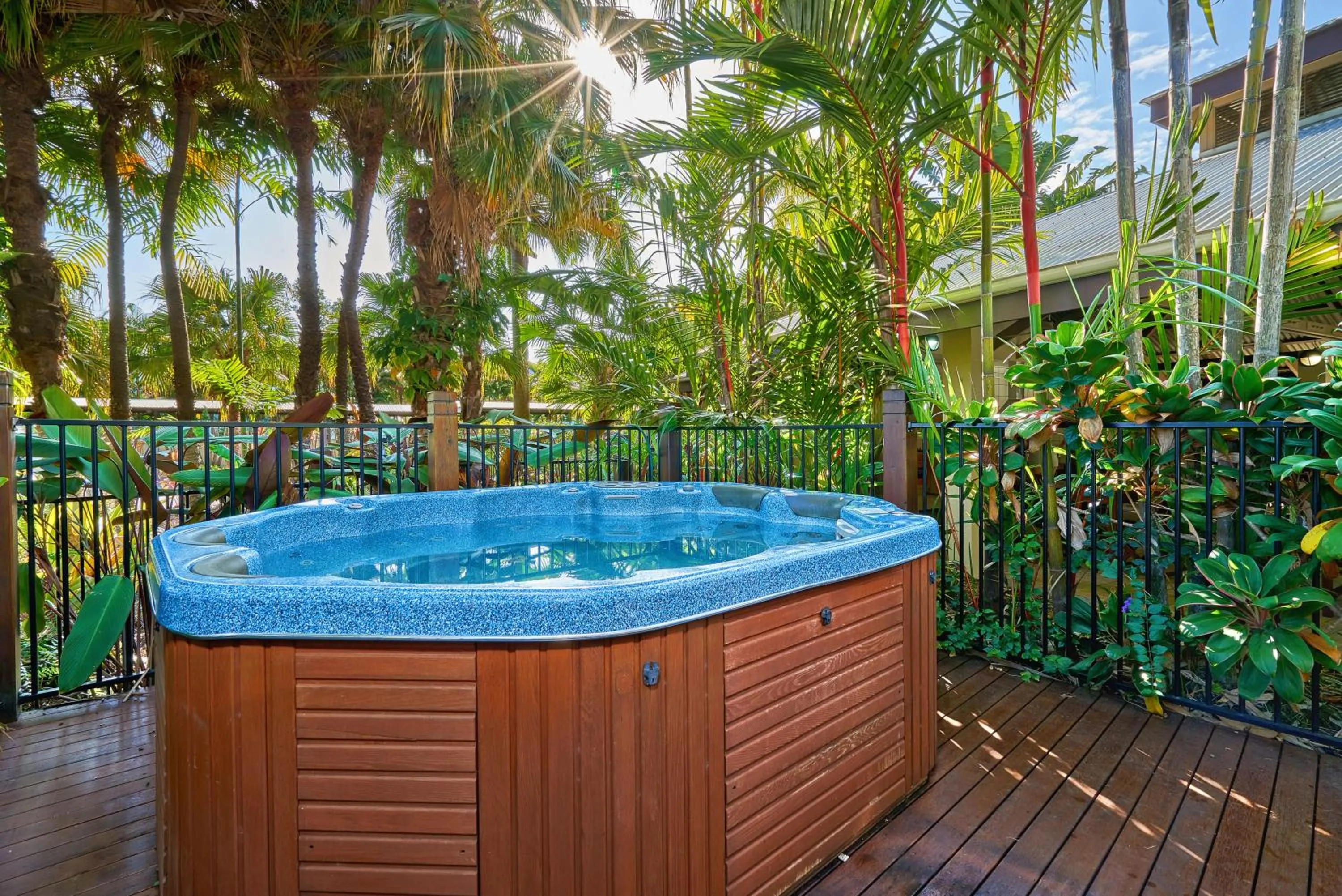 Area and facilities in Trinity Beach Club Holiday Apartments