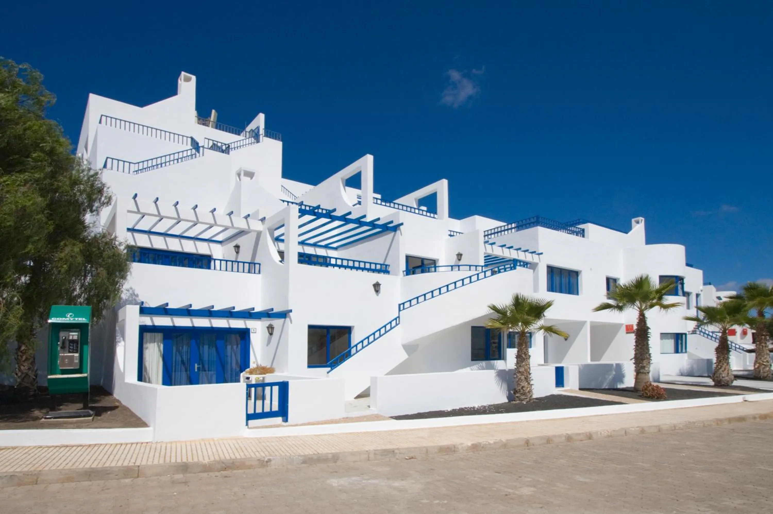 Property building in Apartamentos Club Pocillos