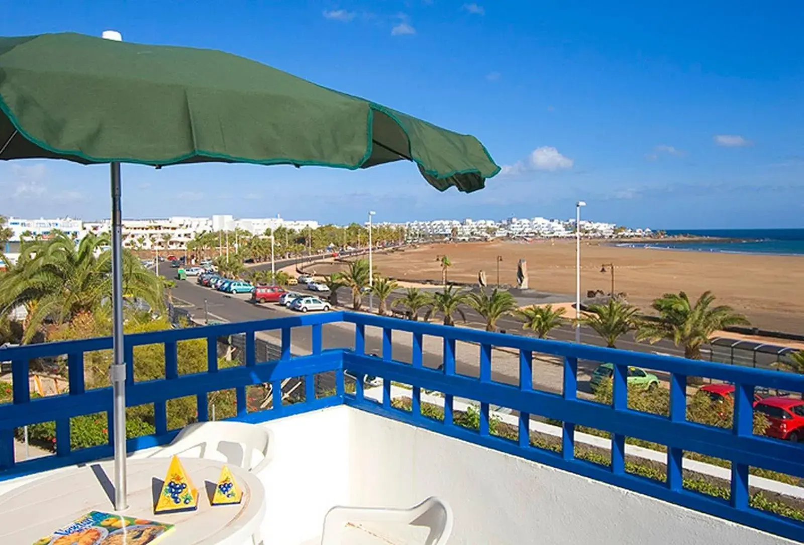 Two-Bedroom Apartment with Sea View (5 Adults) in Apartamentos Club Pocillos Two-Bedroom Apartment with Sea View (5 Adults) in Apartamentos Club Pocillos