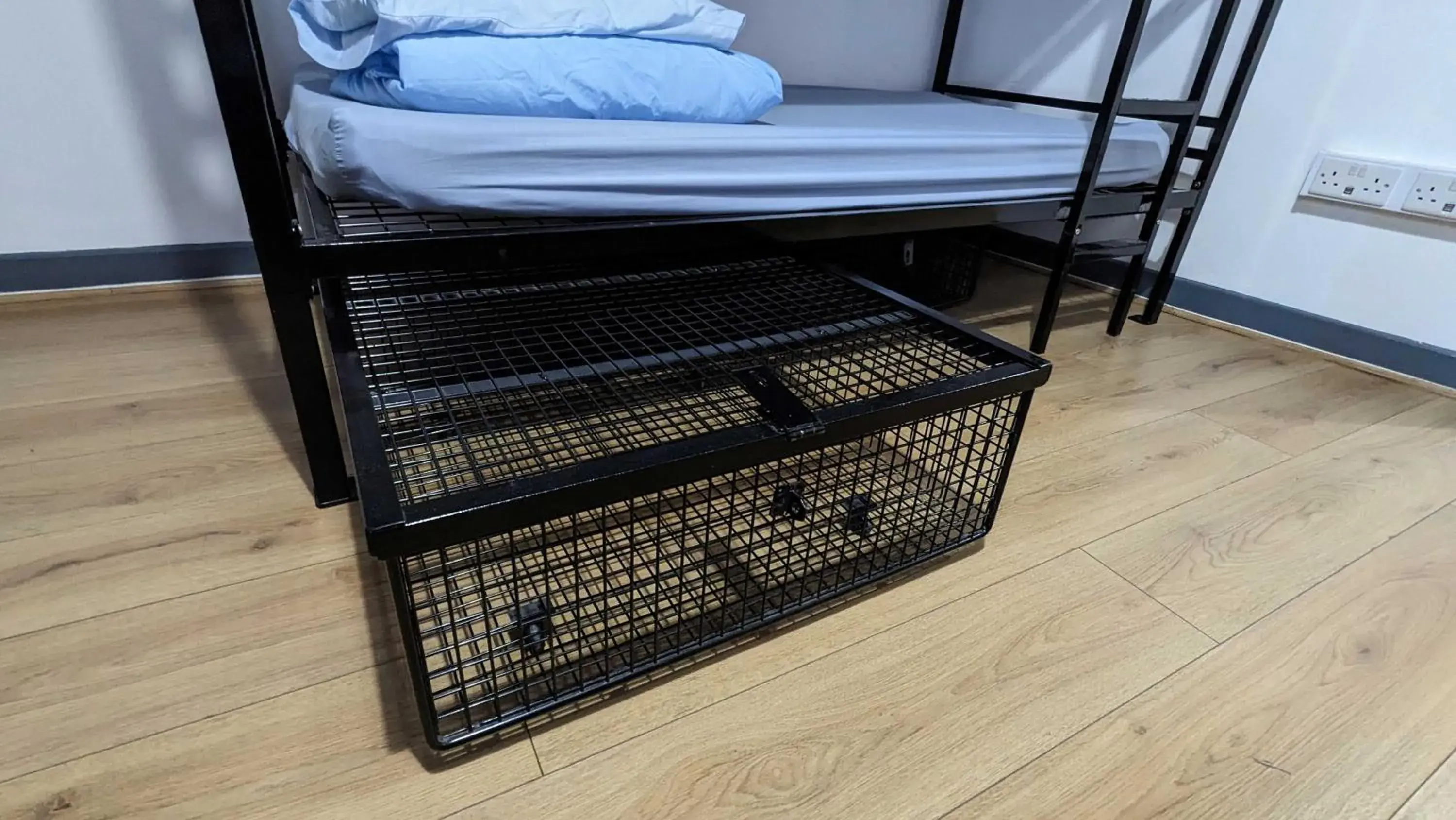 Bedroom, Bed in International Inn Bedroom, Bed in International Inn