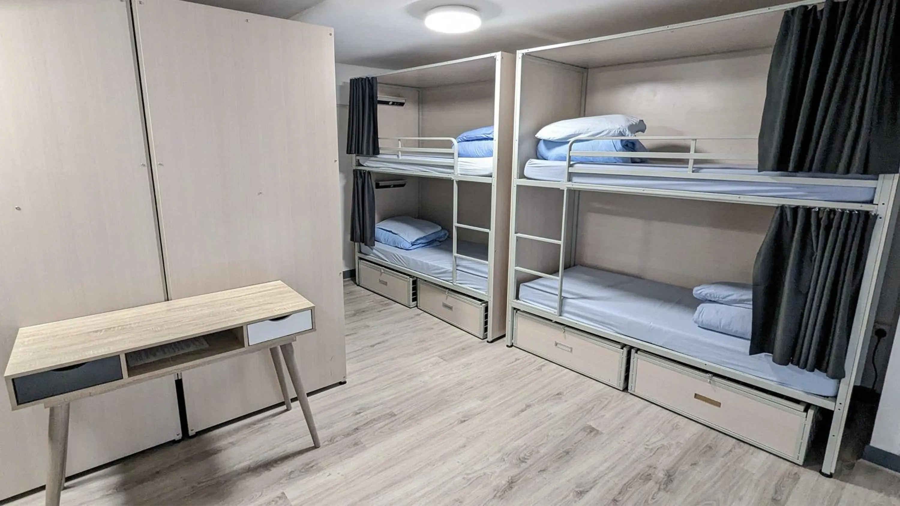 Bed in International Inn