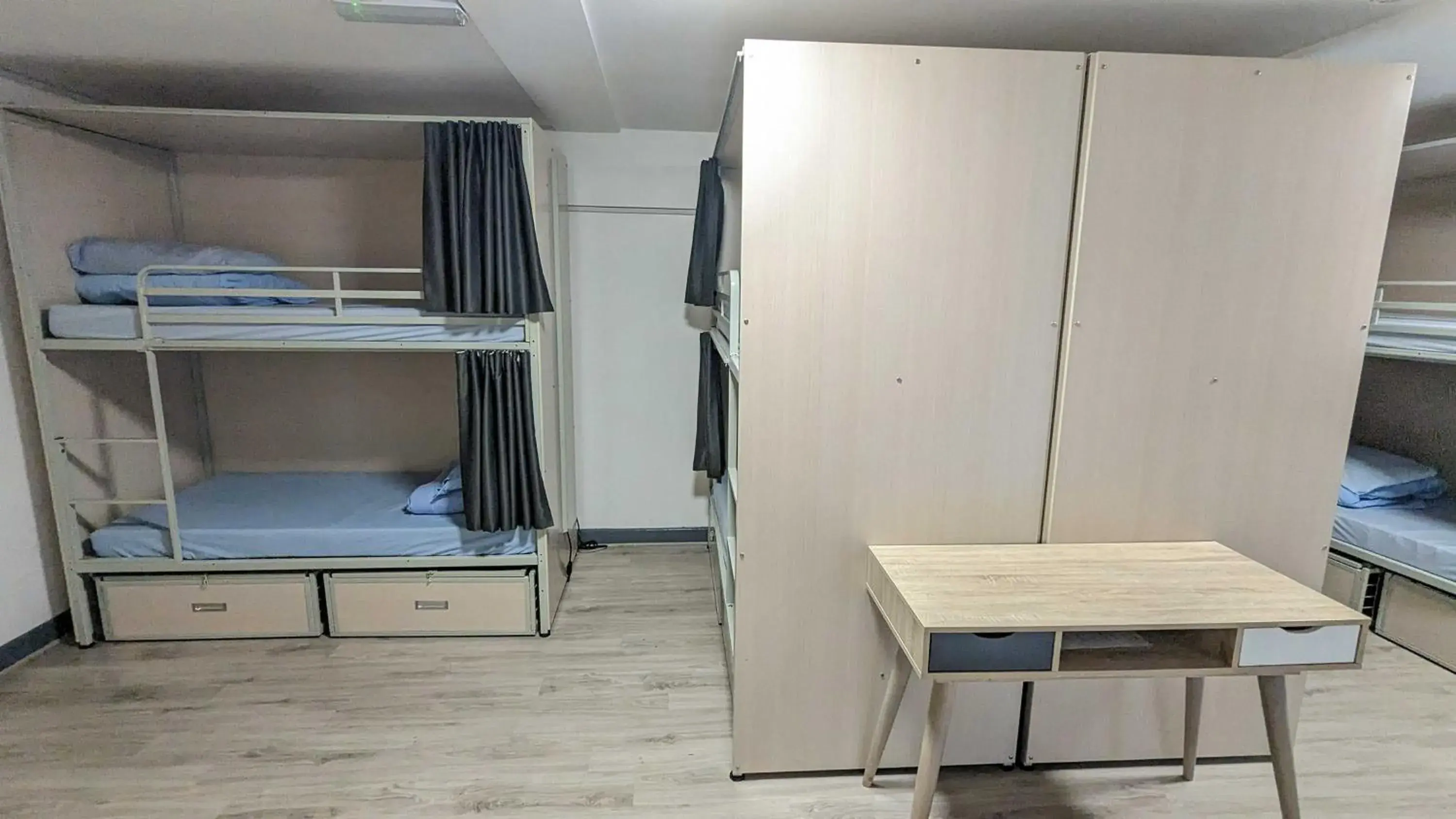 Bed in International Inn Bed in International Inn