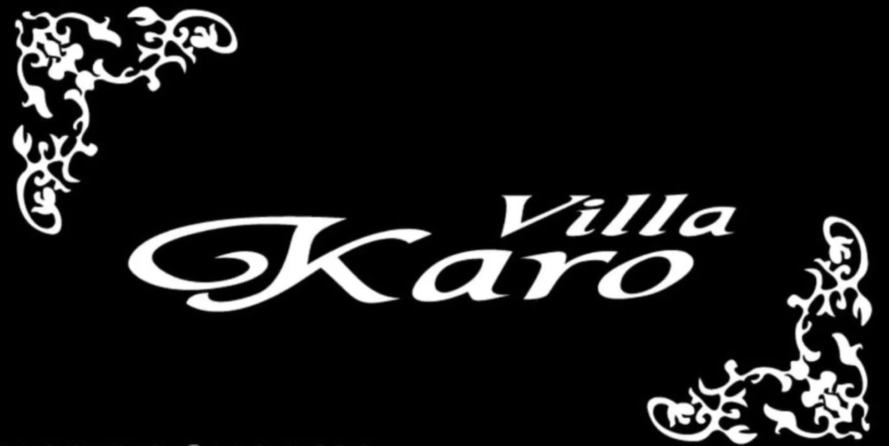 Property building in Villa Karo