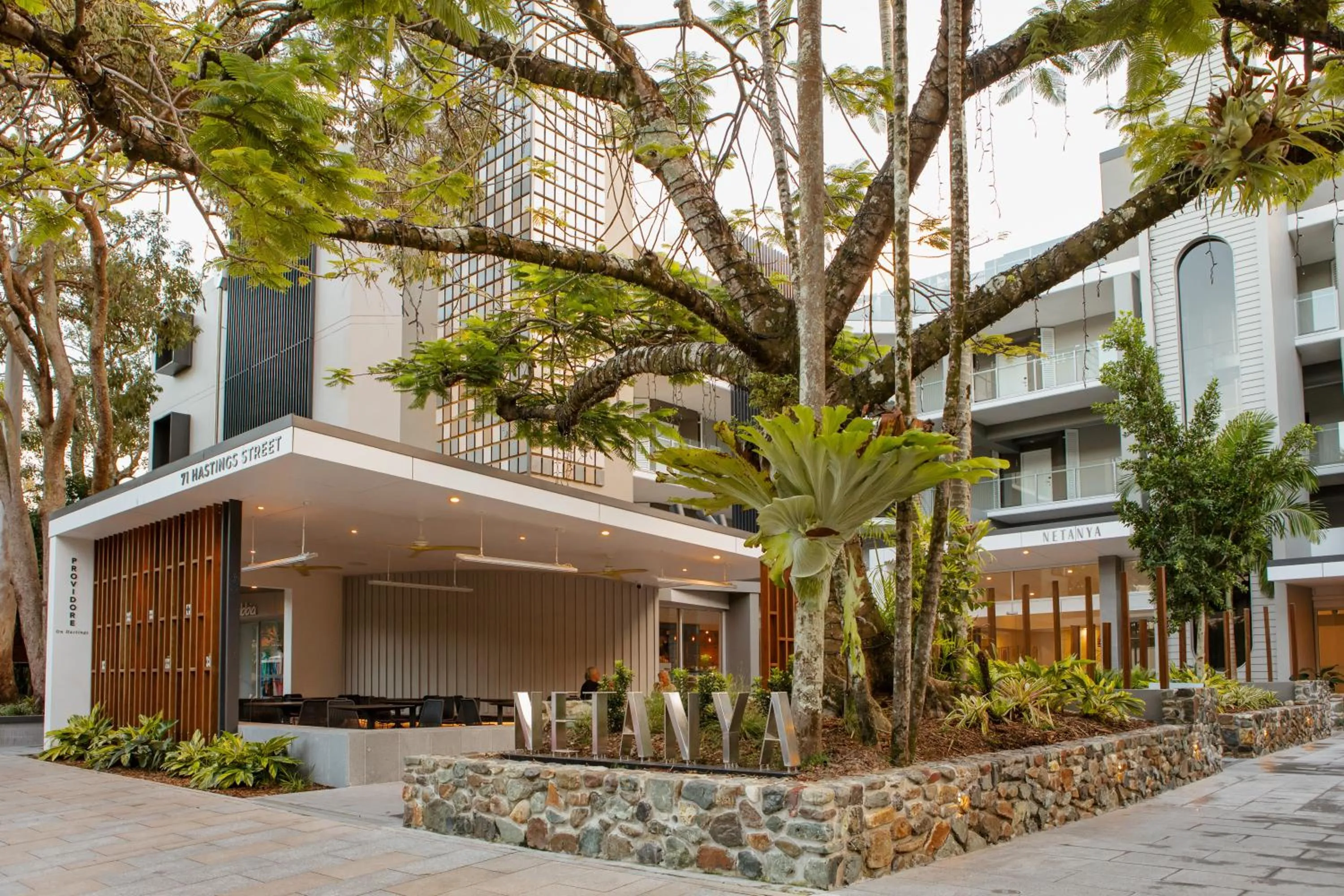 Property building in Netanya Noosa Beachfront Resort