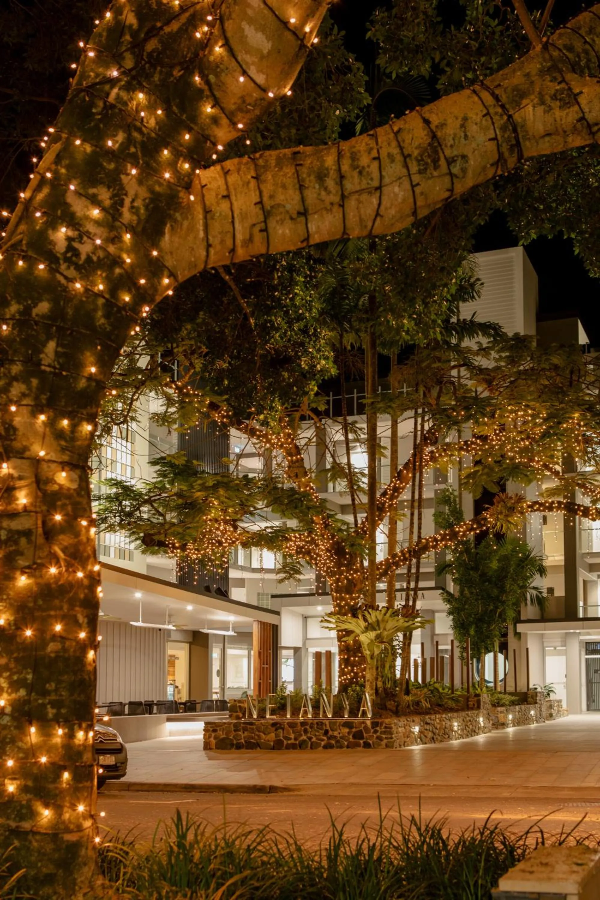 Property building in Netanya Noosa Beachfront Resort