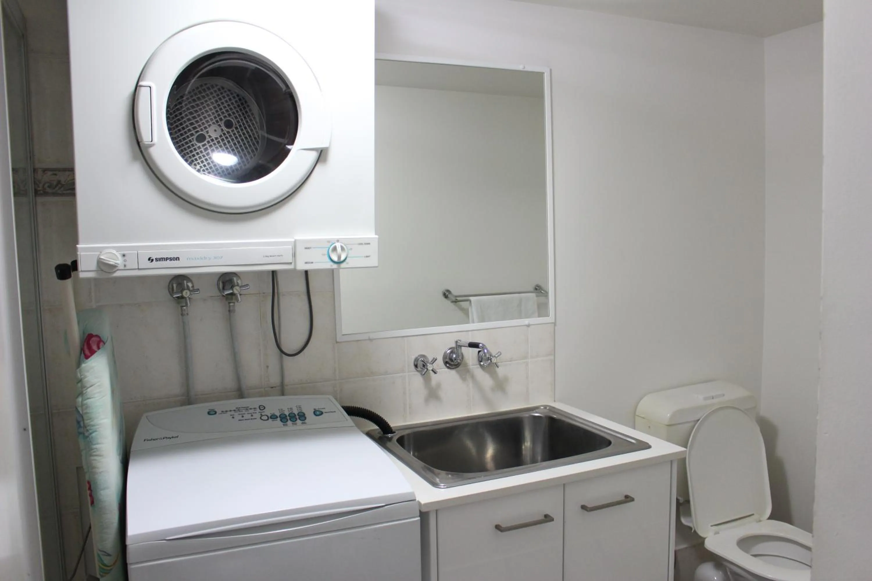 Shower in Surfers Riverside